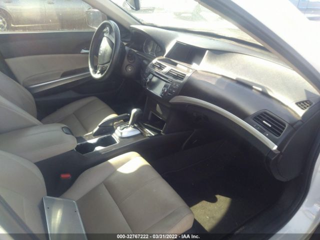 Photo 4 VIN: 5J6TF3H5XFL001073 - HONDA CROSSTOUR 