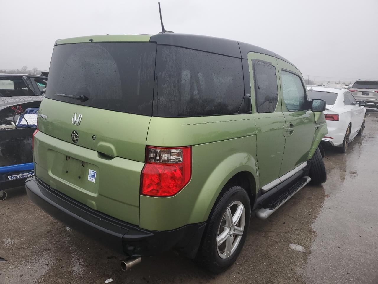 Photo 2 VIN: 5J6YH177X6L005065 - HONDA ELEMENT 