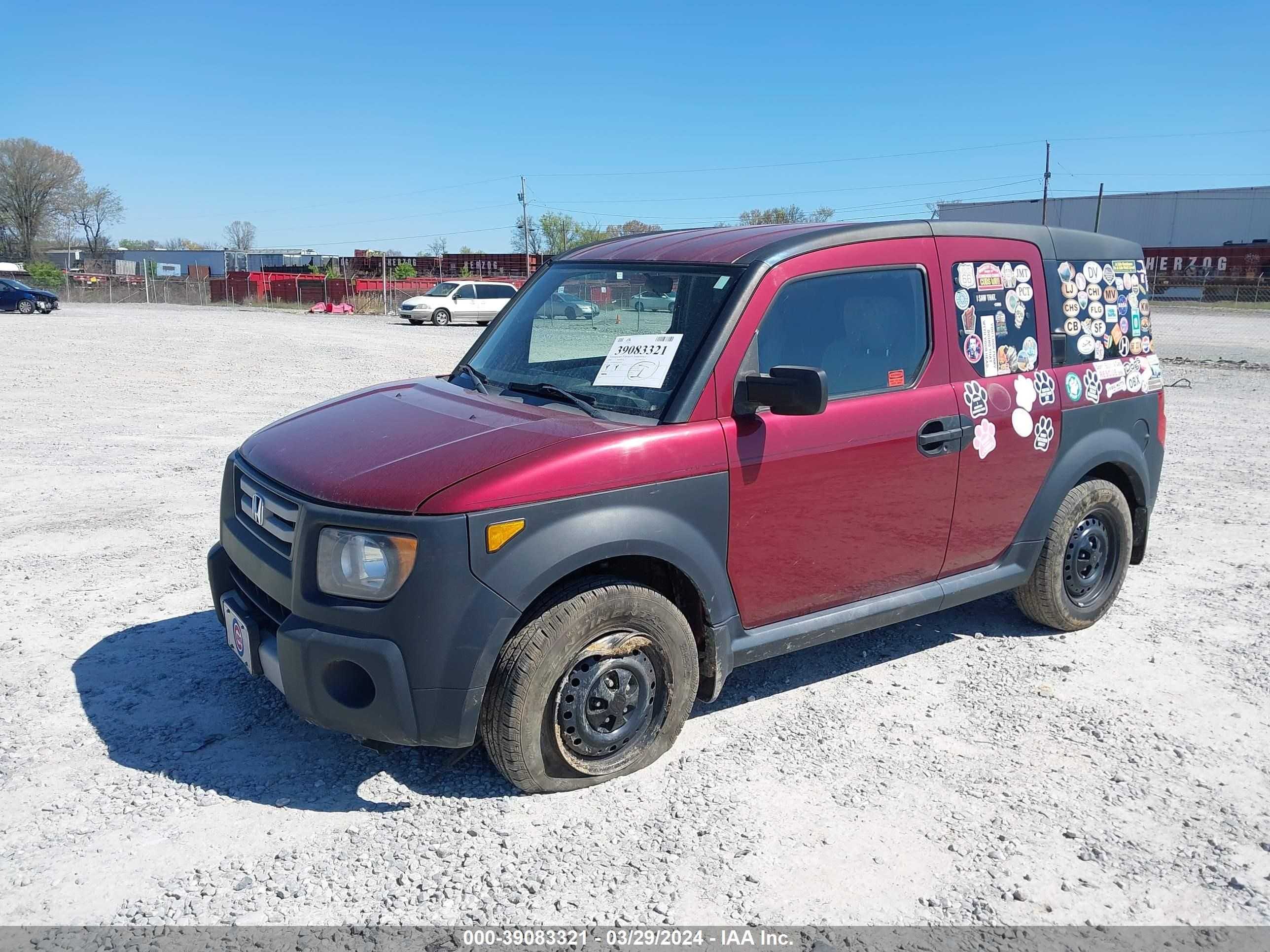 Photo 1 VIN: 5J6YH18318L002621 - HONDA ELEMENT 