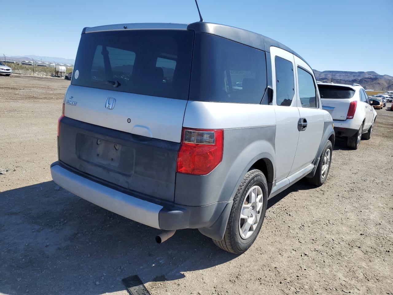 Photo 2 VIN: 5J6YH18338L003656 - HONDA ELEMENT 