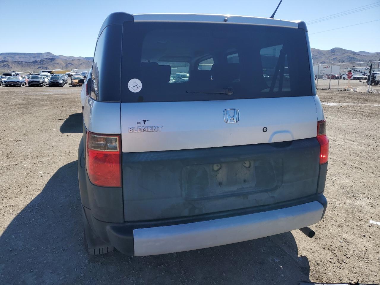 Photo 5 VIN: 5J6YH18338L003656 - HONDA ELEMENT 