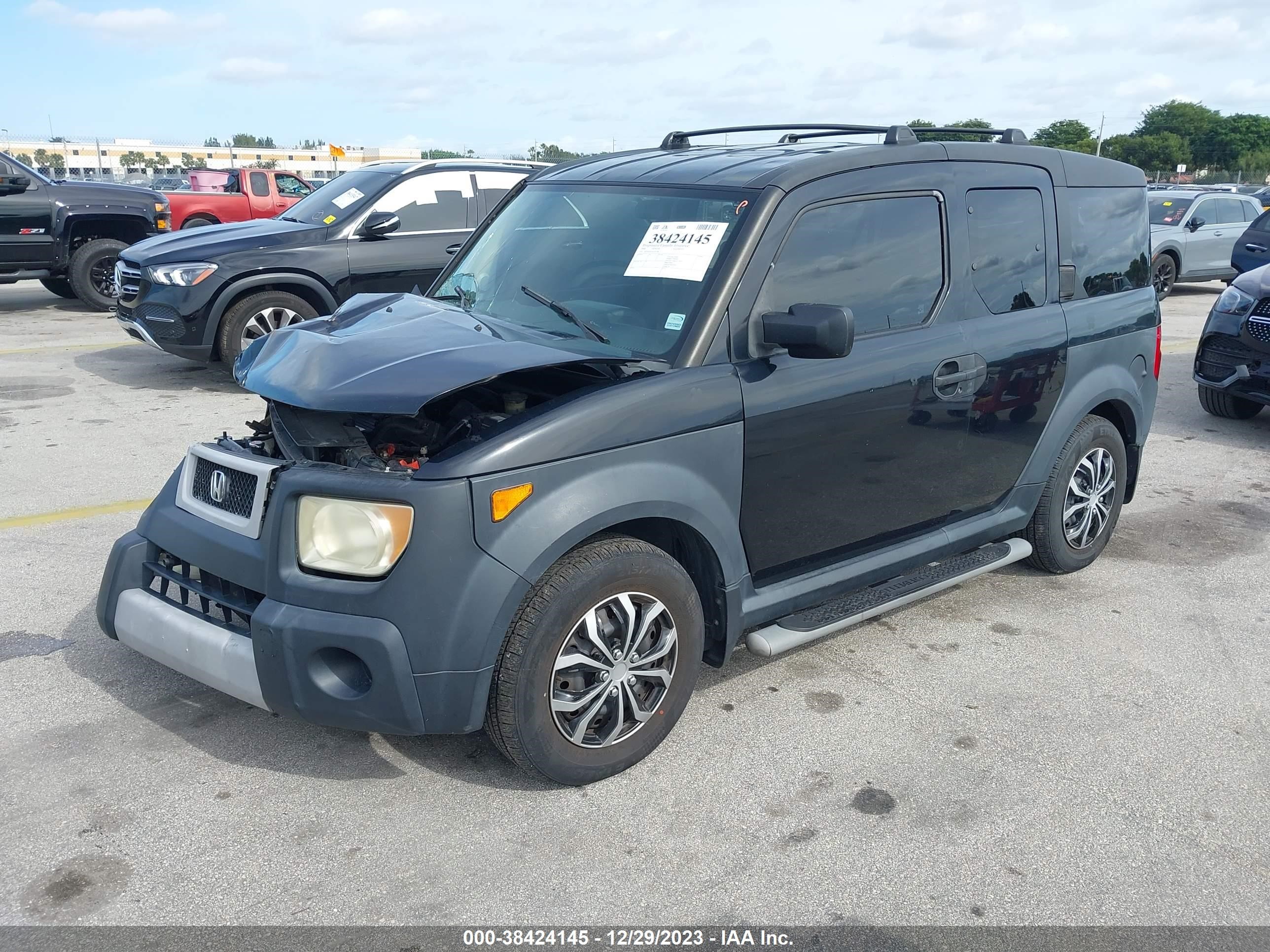 Photo 1 VIN: 5J6YH183X6L016708 - HONDA ELEMENT 