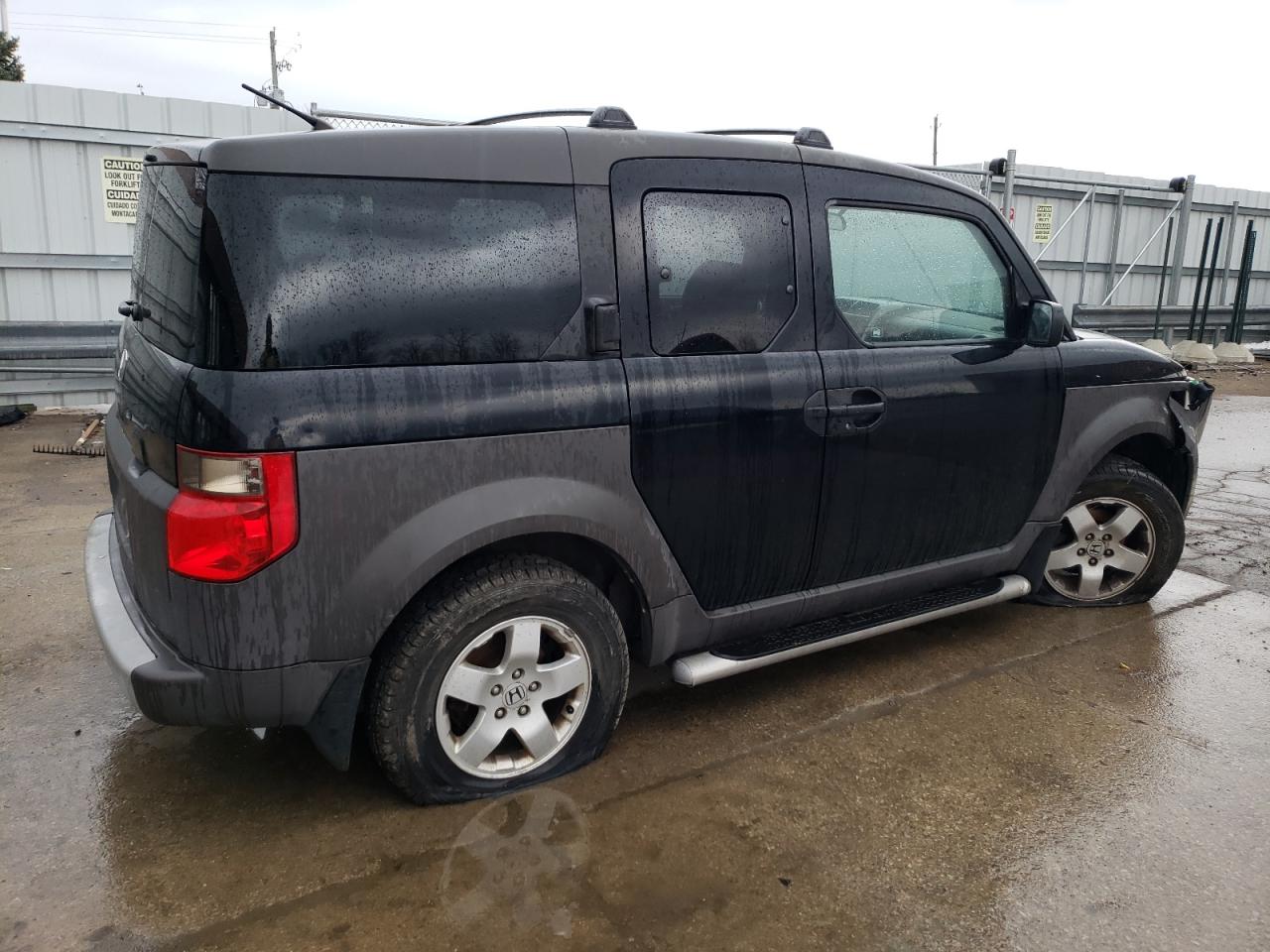 Photo 2 VIN: 5J6YH18523L015680 - HONDA ELEMENT 