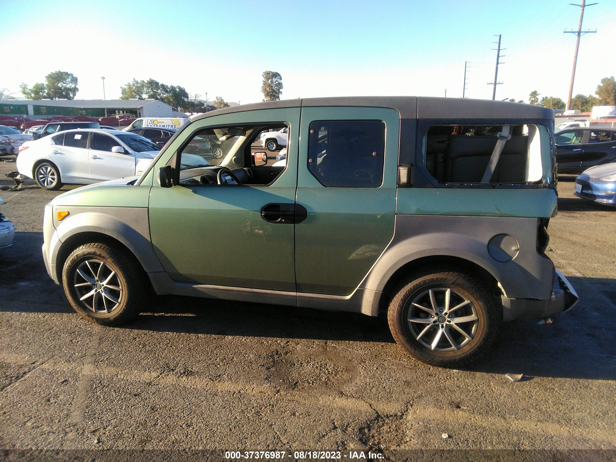 Photo 13 VIN: 5J6YH18534L004964 - HONDA ELEMENT 