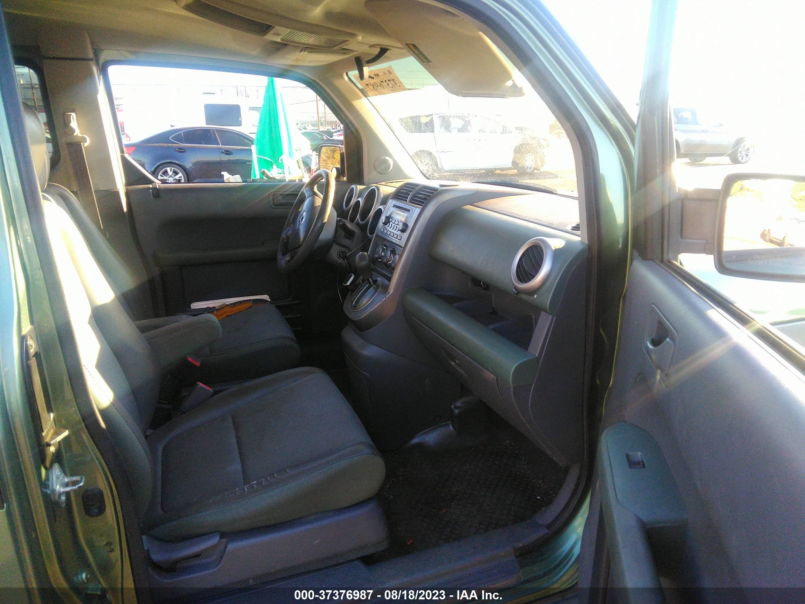 Photo 4 VIN: 5J6YH18534L004964 - HONDA ELEMENT 