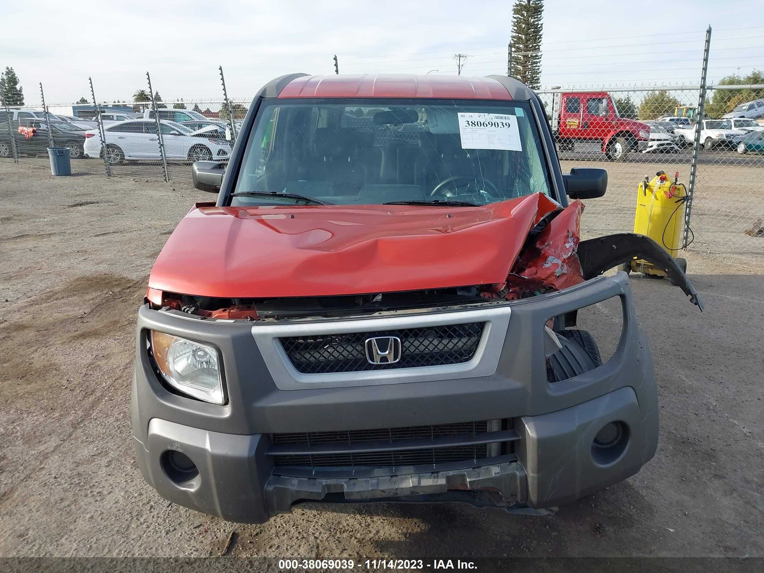 Photo 11 VIN: 5J6YH18563L017187 - HONDA ELEMENT 