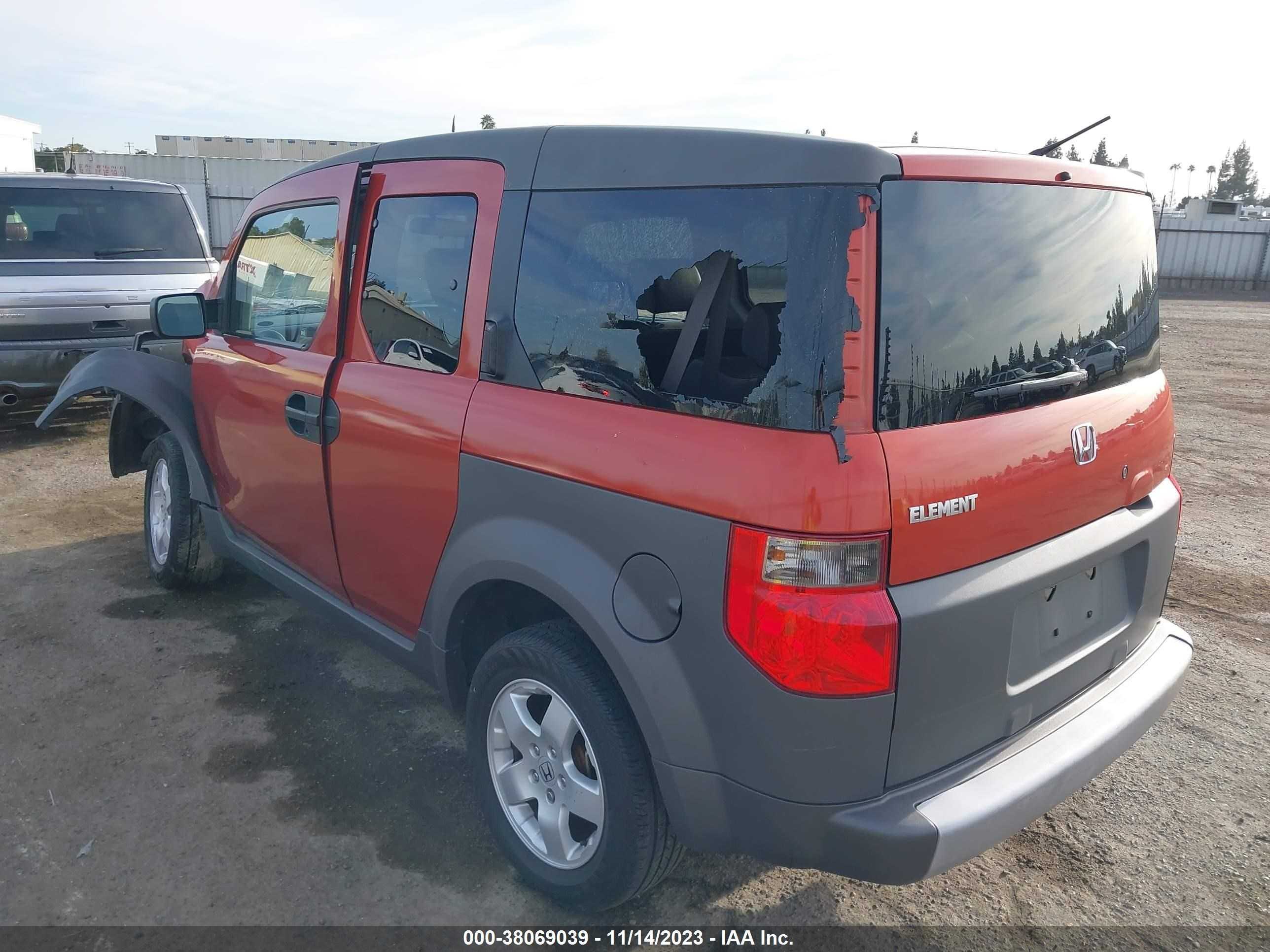 Photo 2 VIN: 5J6YH18563L017187 - HONDA ELEMENT 