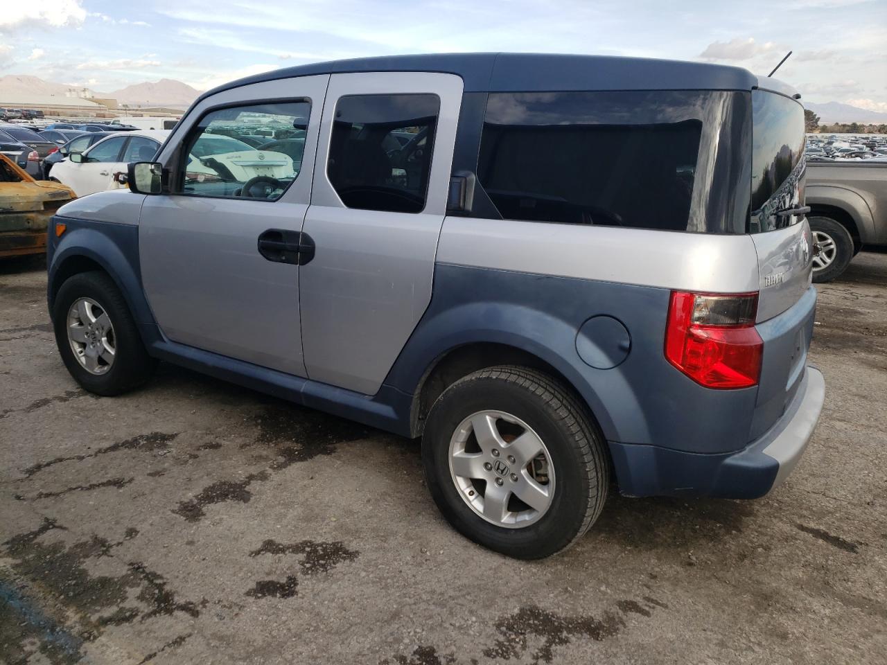 Photo 1 VIN: 5J6YH18625L011446 - HONDA ELEMENT 