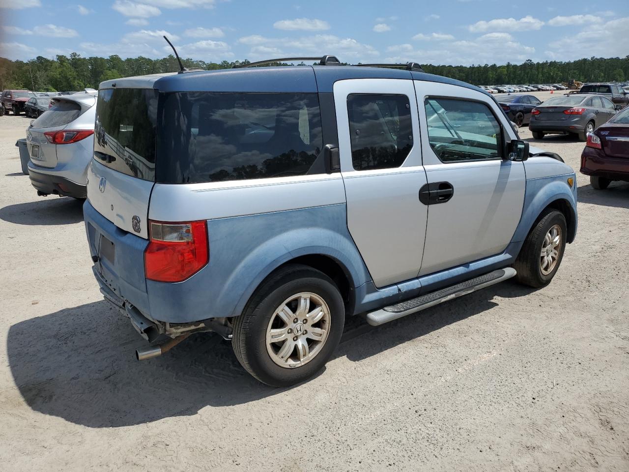 Photo 2 VIN: 5J6YH18626L002585 - HONDA ELEMENT 