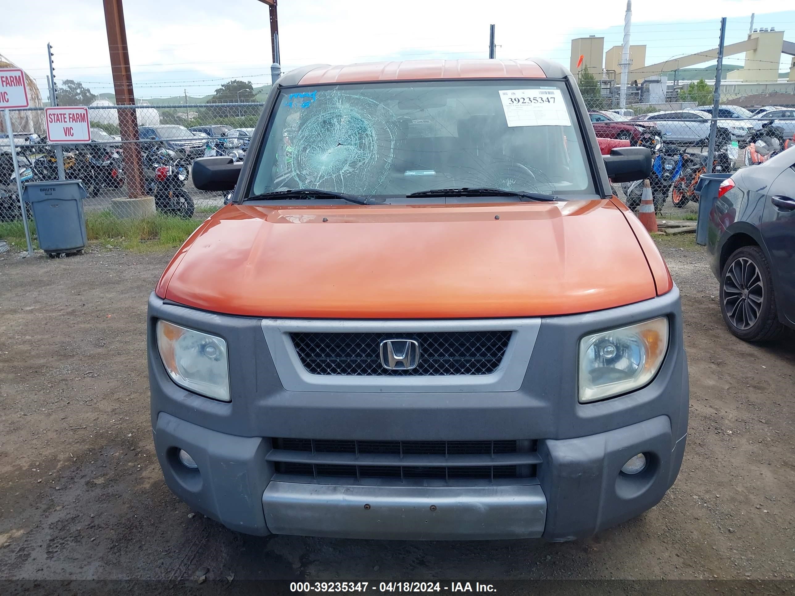 Photo 11 VIN: 5J6YH18635L008667 - HONDA ELEMENT 