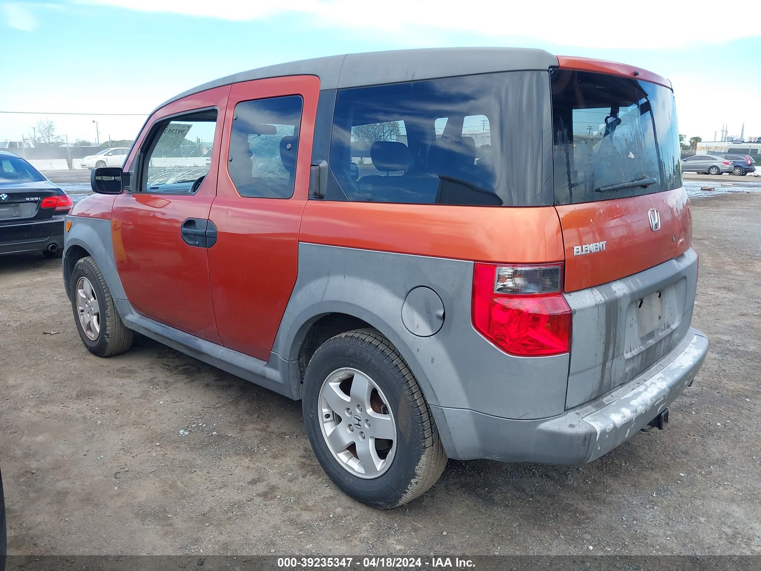 Photo 2 VIN: 5J6YH18635L008667 - HONDA ELEMENT 