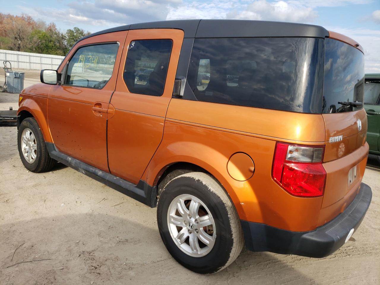 Photo 1 VIN: 5J6YH18716L005096 - HONDA ELEMENT 