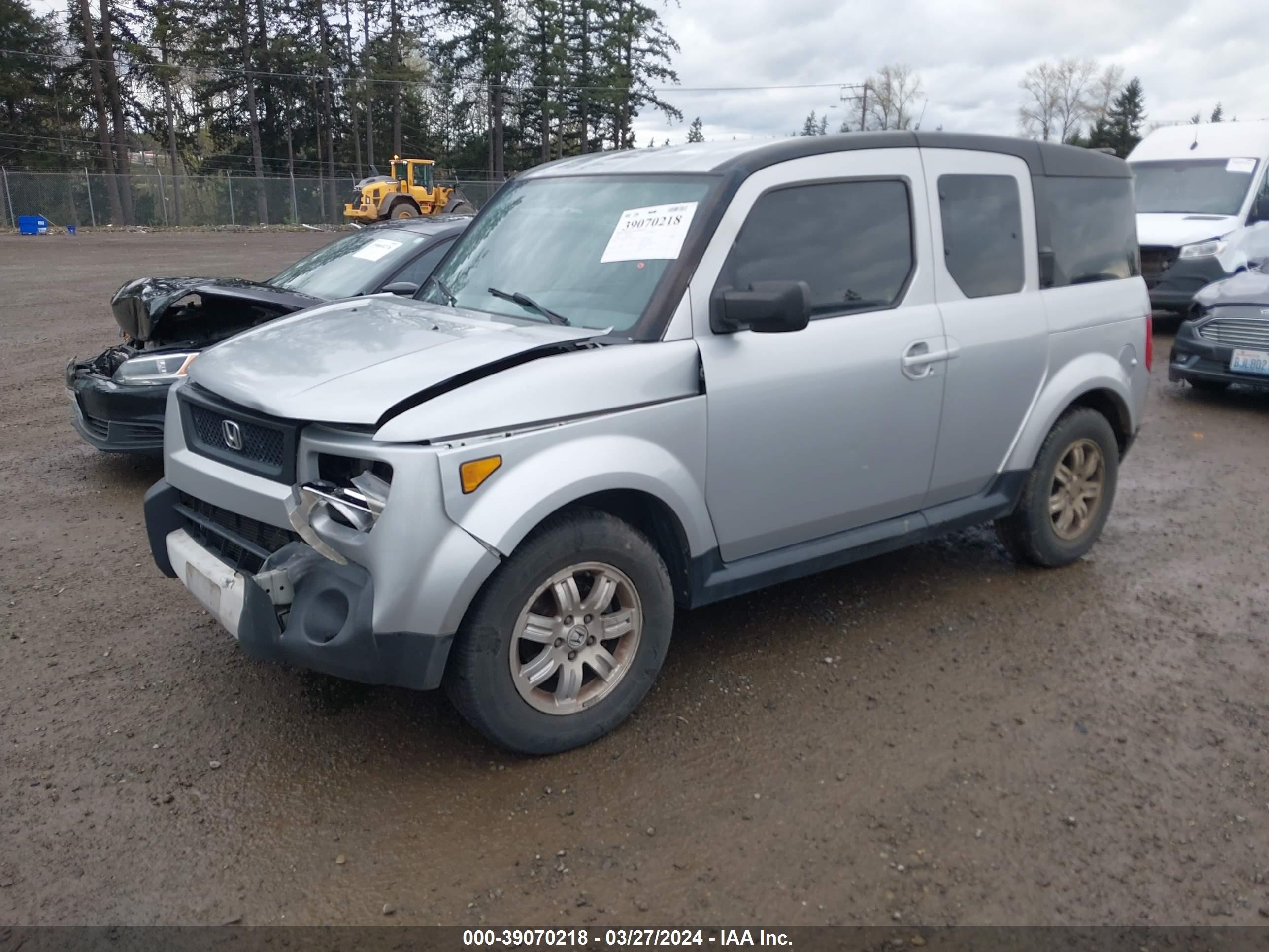 Photo 1 VIN: 5J6YH18786L003880 - HONDA ELEMENT 