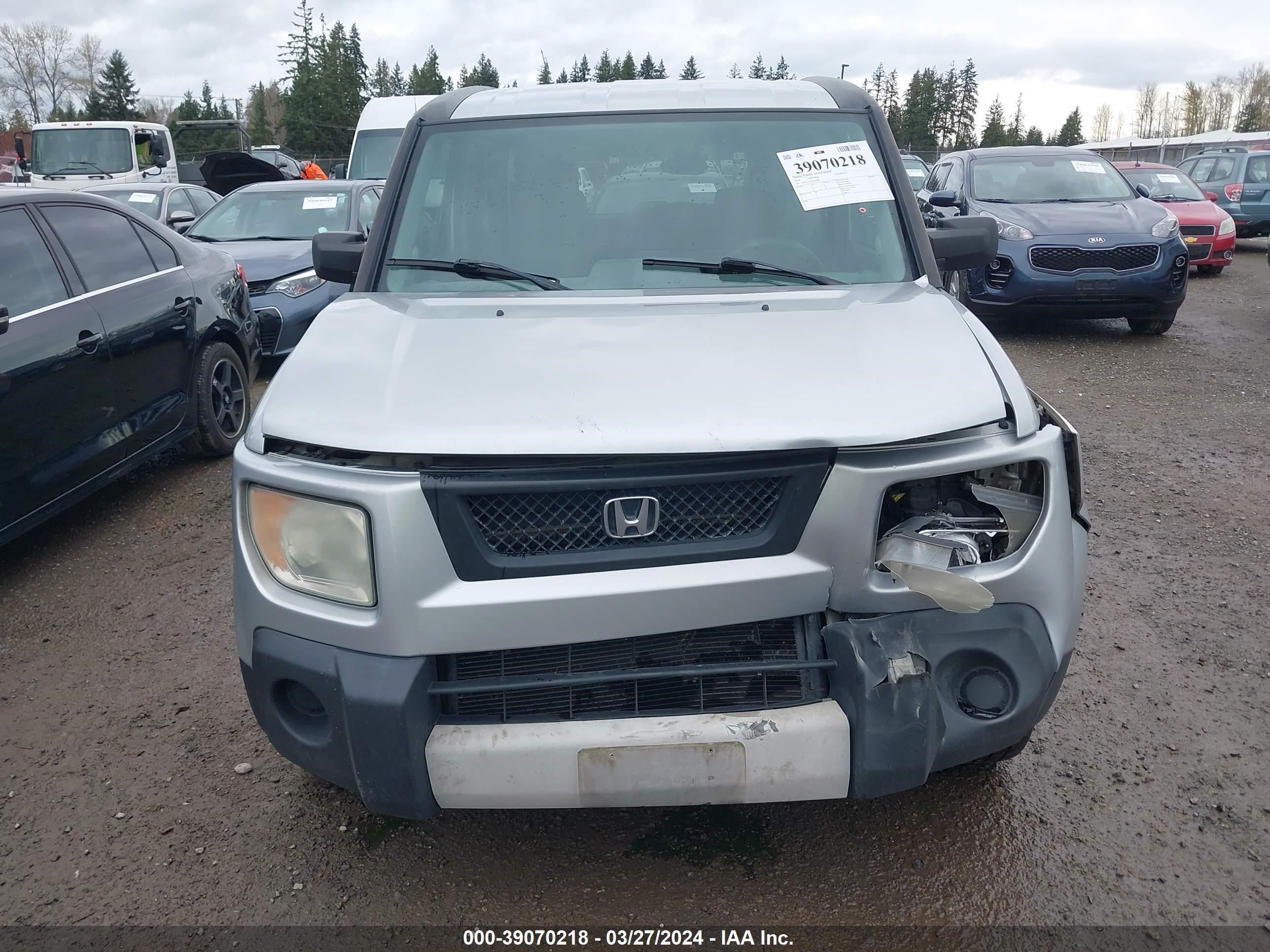 Photo 11 VIN: 5J6YH18786L003880 - HONDA ELEMENT 