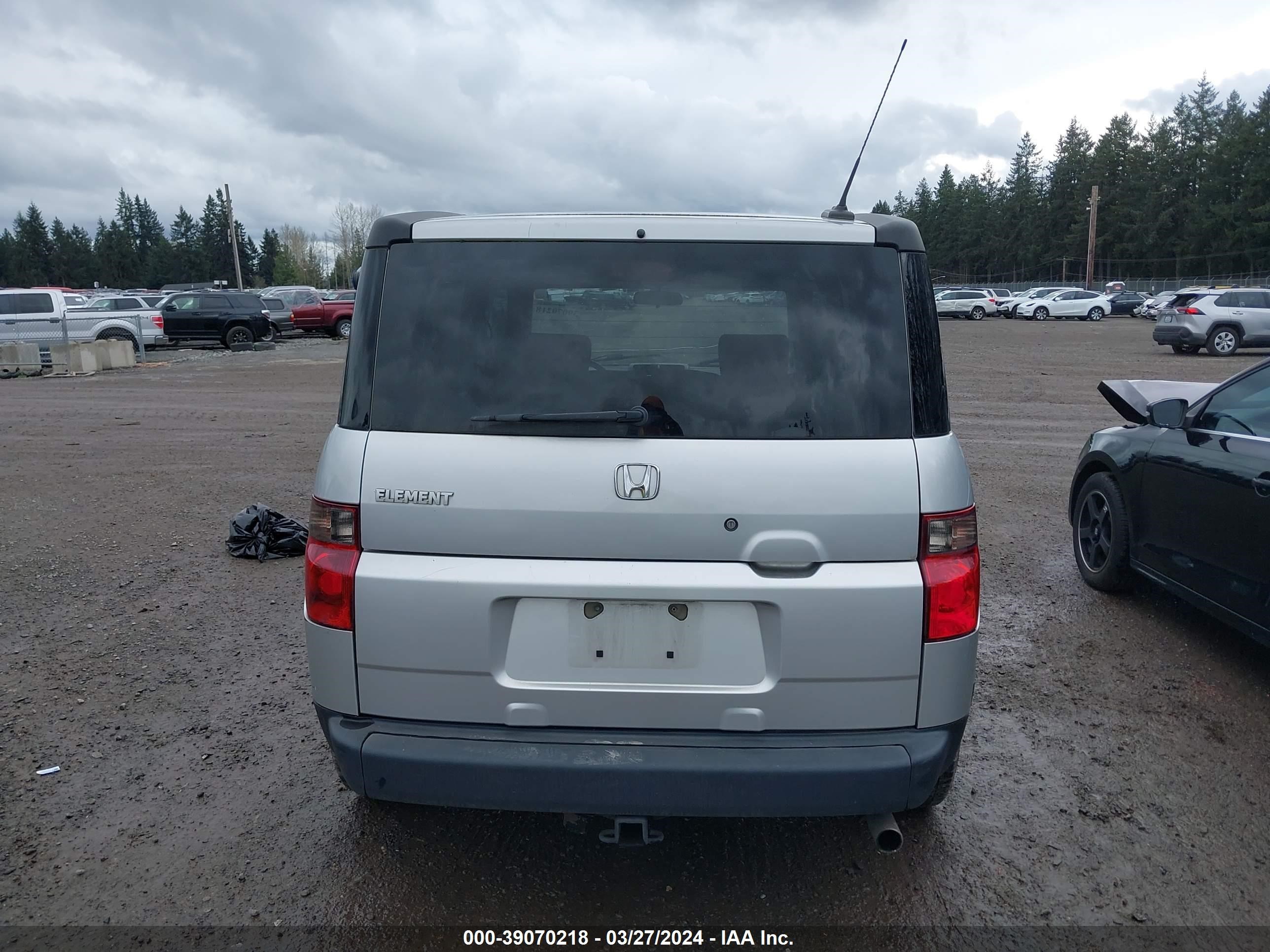 Photo 15 VIN: 5J6YH18786L003880 - HONDA ELEMENT 