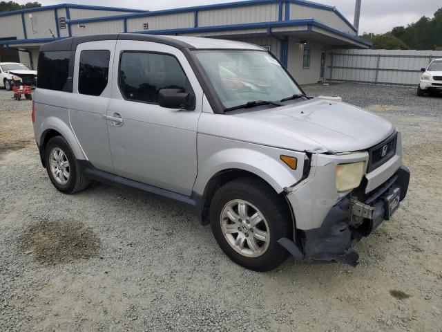 Photo 3 VIN: 5J6YH18796L002642 - HONDA ELEMENT EX 