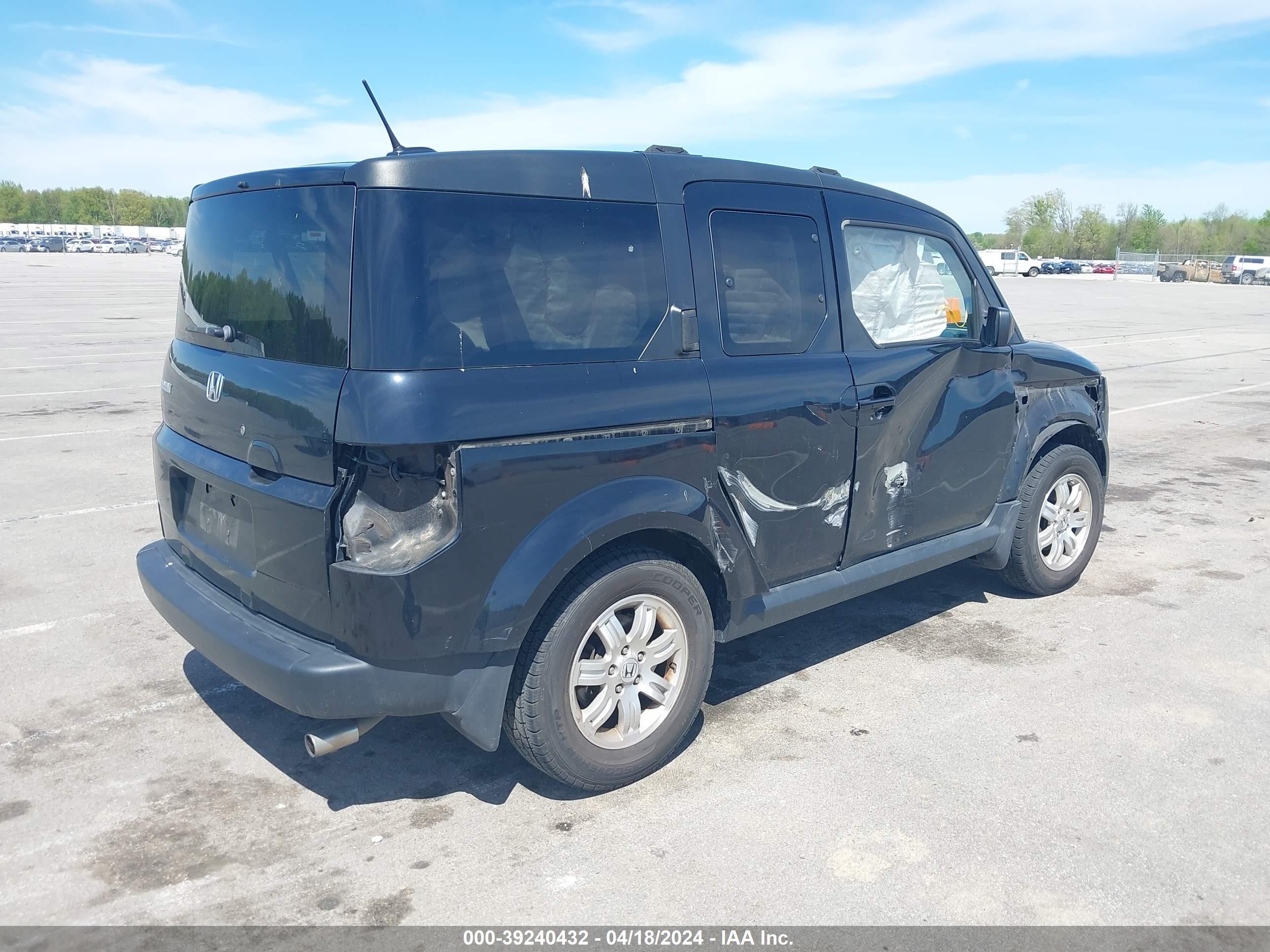 Photo 3 VIN: 5J6YH18797L005381 - HONDA ELEMENT 