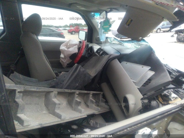 Photo 4 VIN: 5J6YH1H33BL000618 - HONDA ELEMENT 