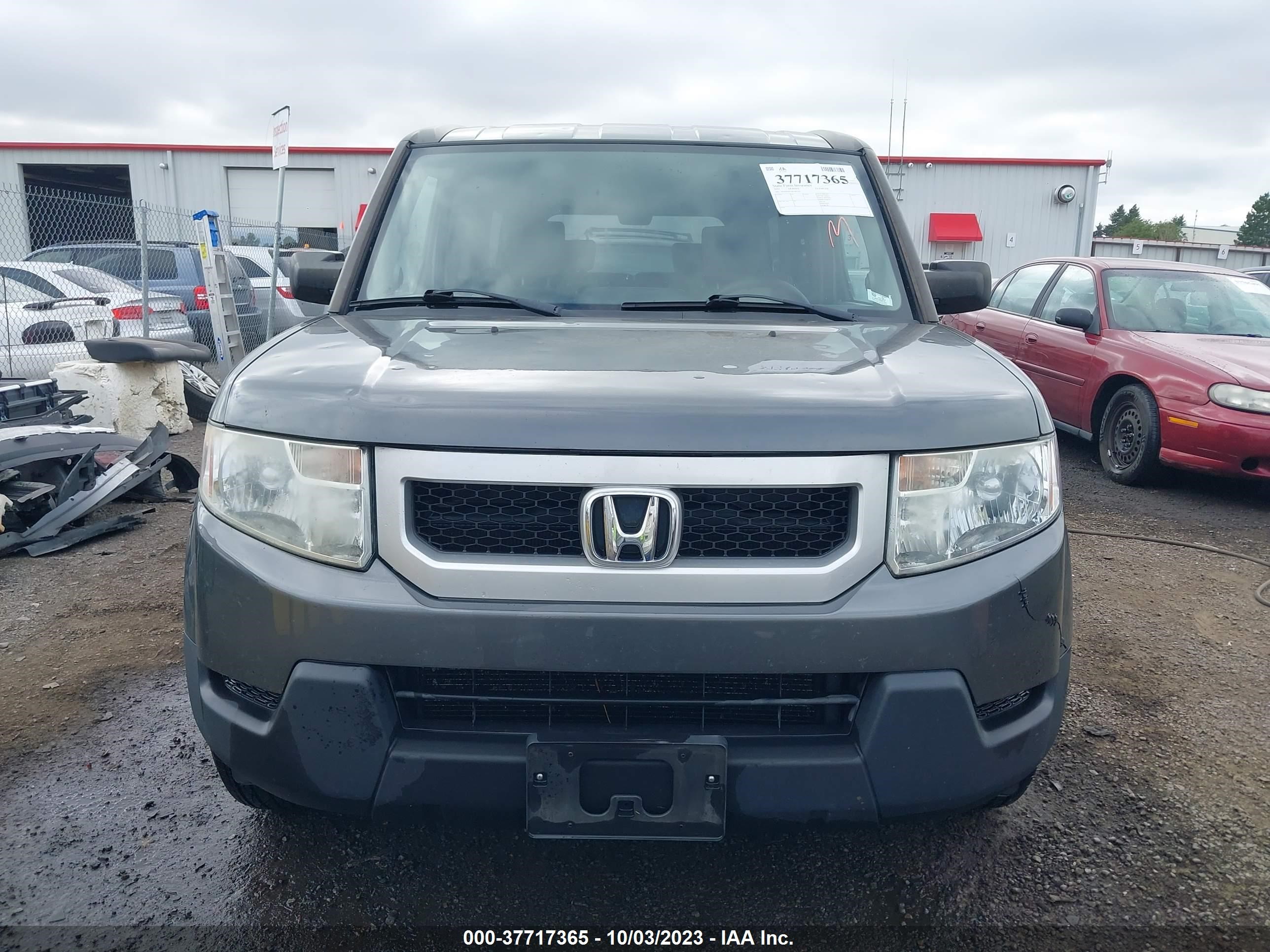 Photo 11 VIN: 5J6YH1H37BL001707 - HONDA ELEMENT 