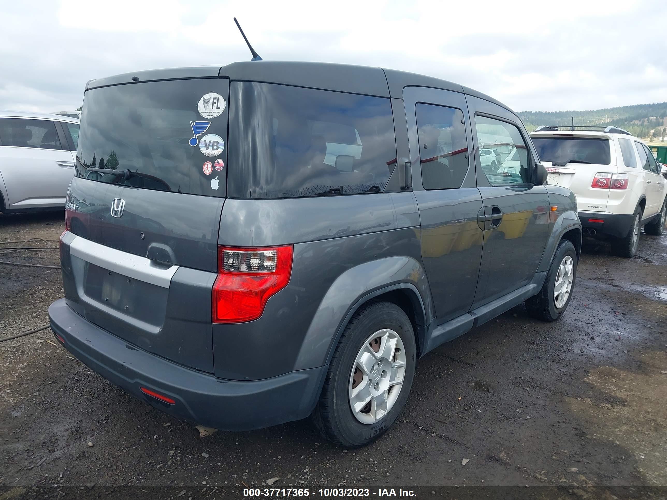 Photo 3 VIN: 5J6YH1H37BL001707 - HONDA ELEMENT 