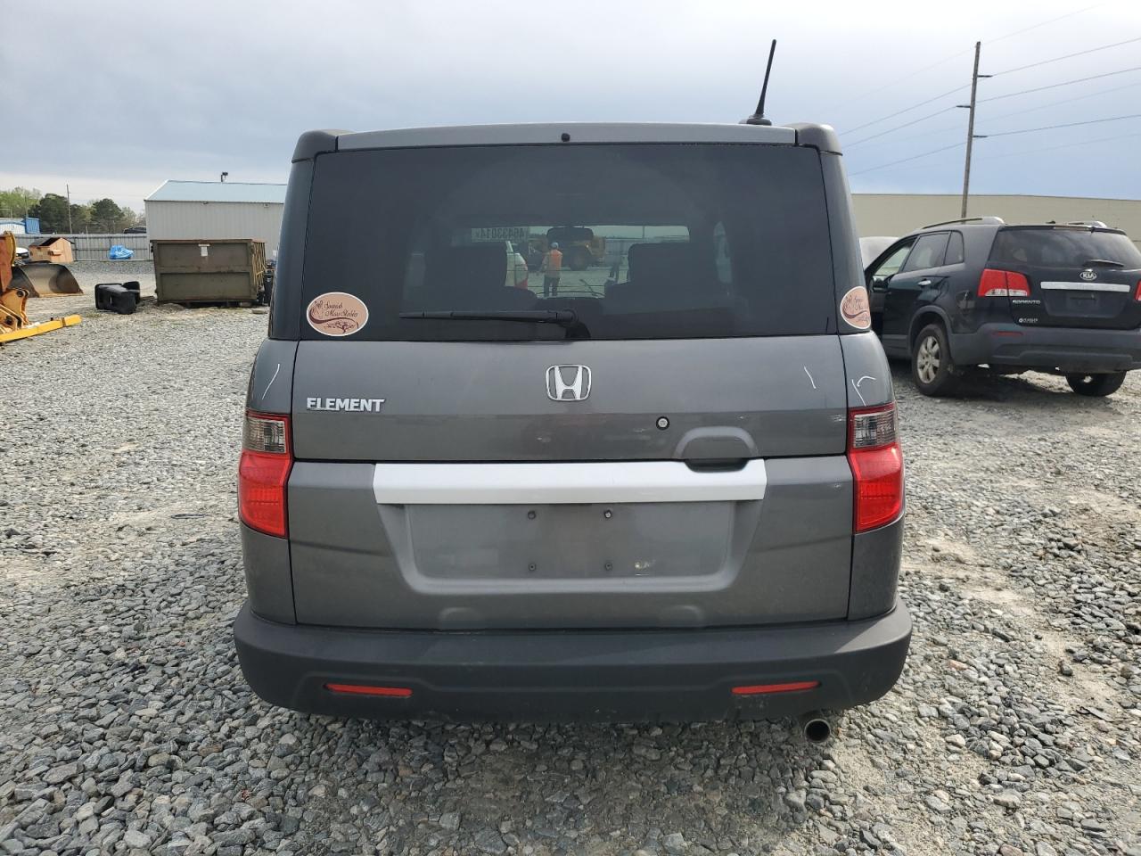 Photo 5 VIN: 5J6YH1H78AL005766 - HONDA ELEMENT 