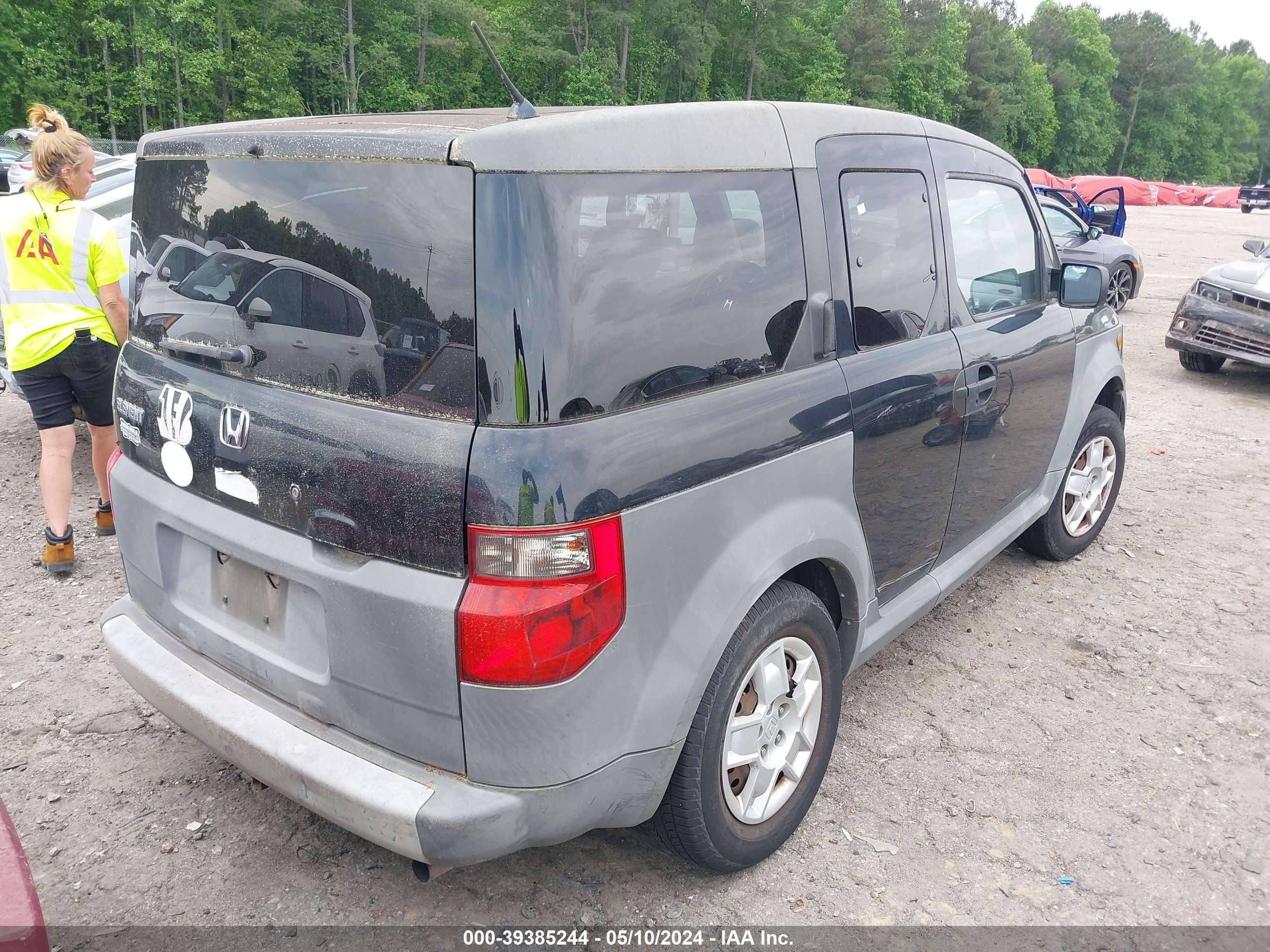 Photo 3 VIN: 5J6YH27325L007944 - HONDA ELEMENT 