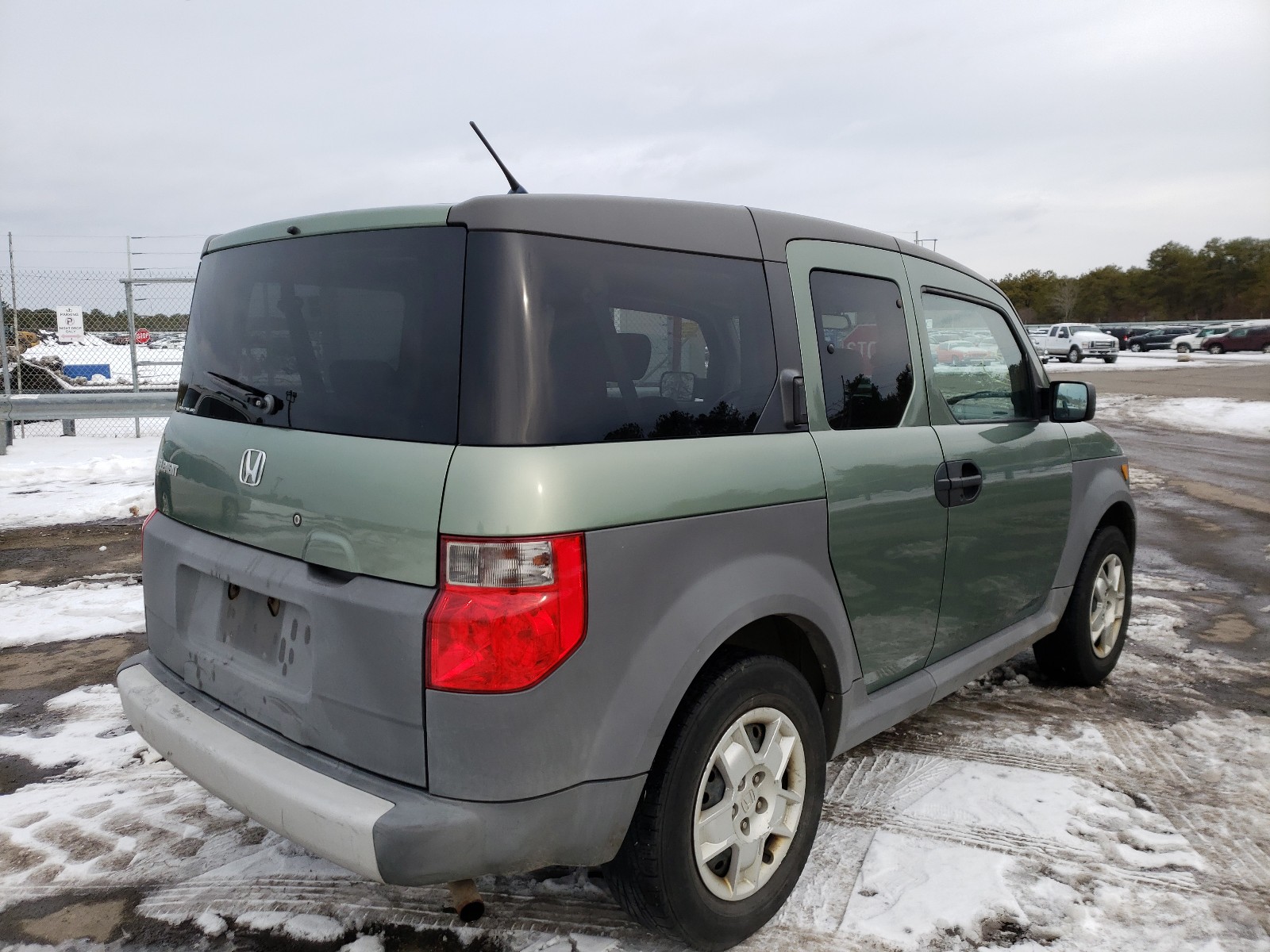 Photo 3 VIN: 5J6YH27335L031055 - HONDA ELEMENT LX 