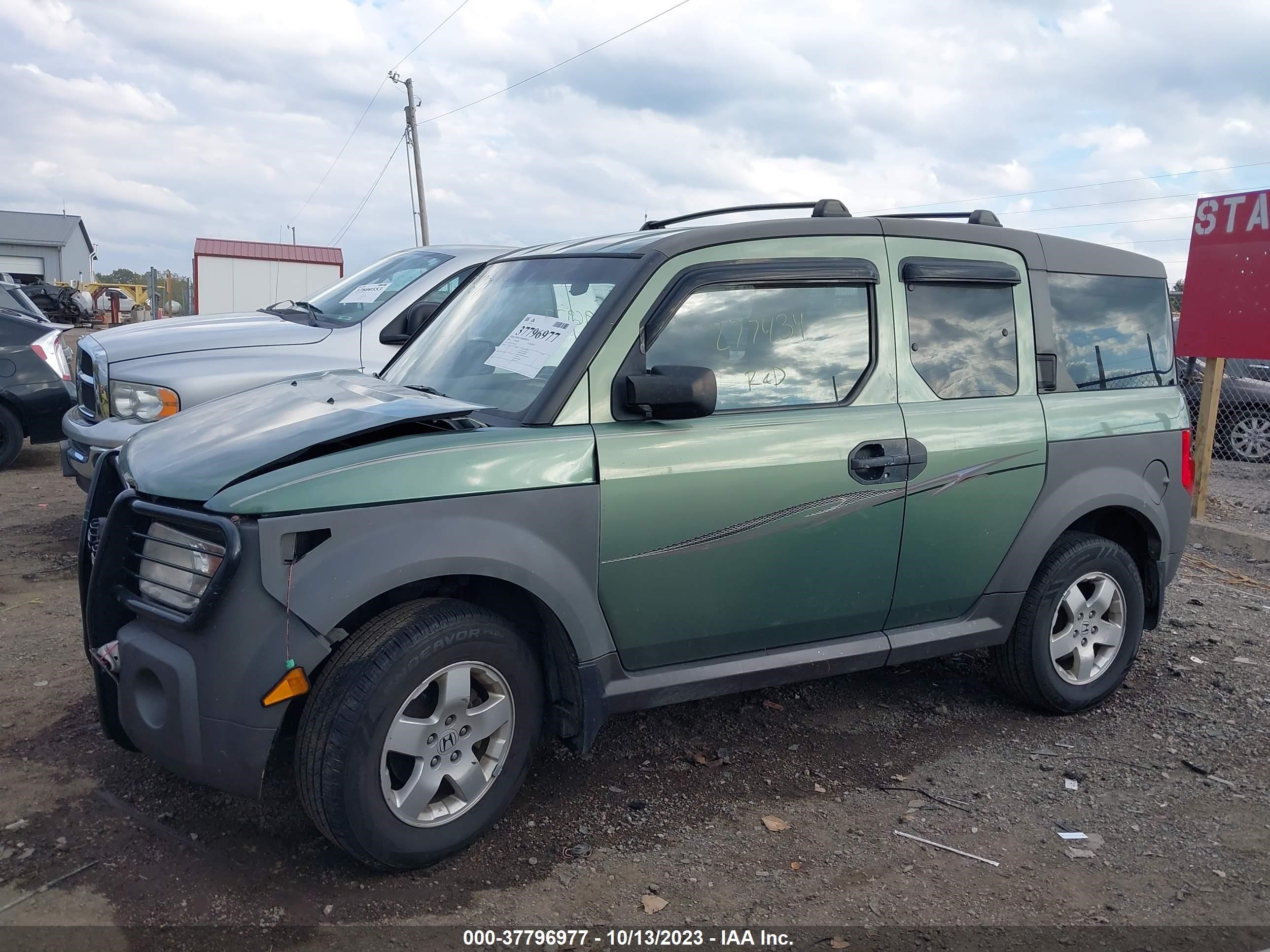 Photo 13 VIN: 5J6YH27675L016472 - HONDA ELEMENT 