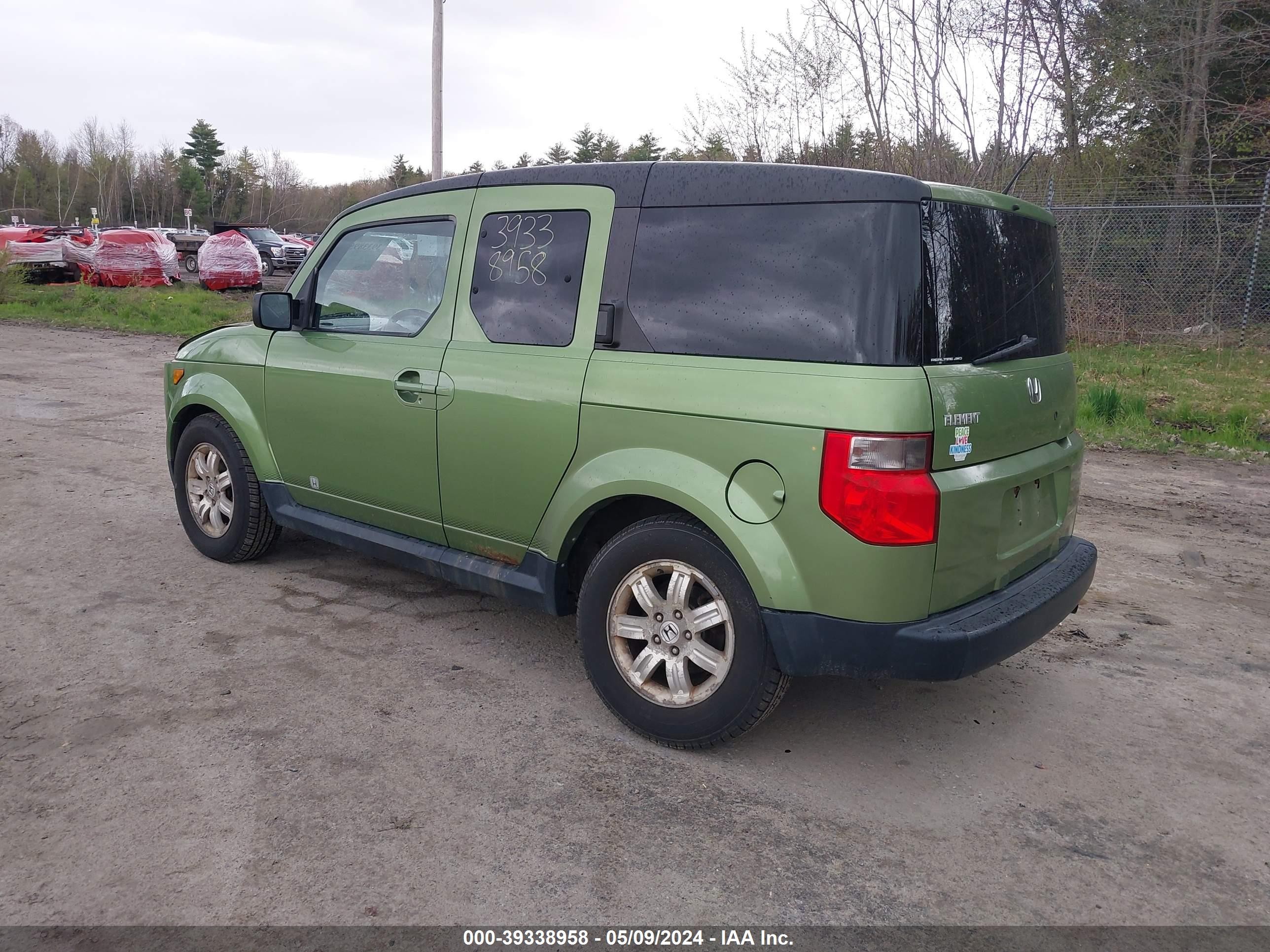 Photo 2 VIN: 5J6YH277X7L001332 - HONDA ELEMENT 