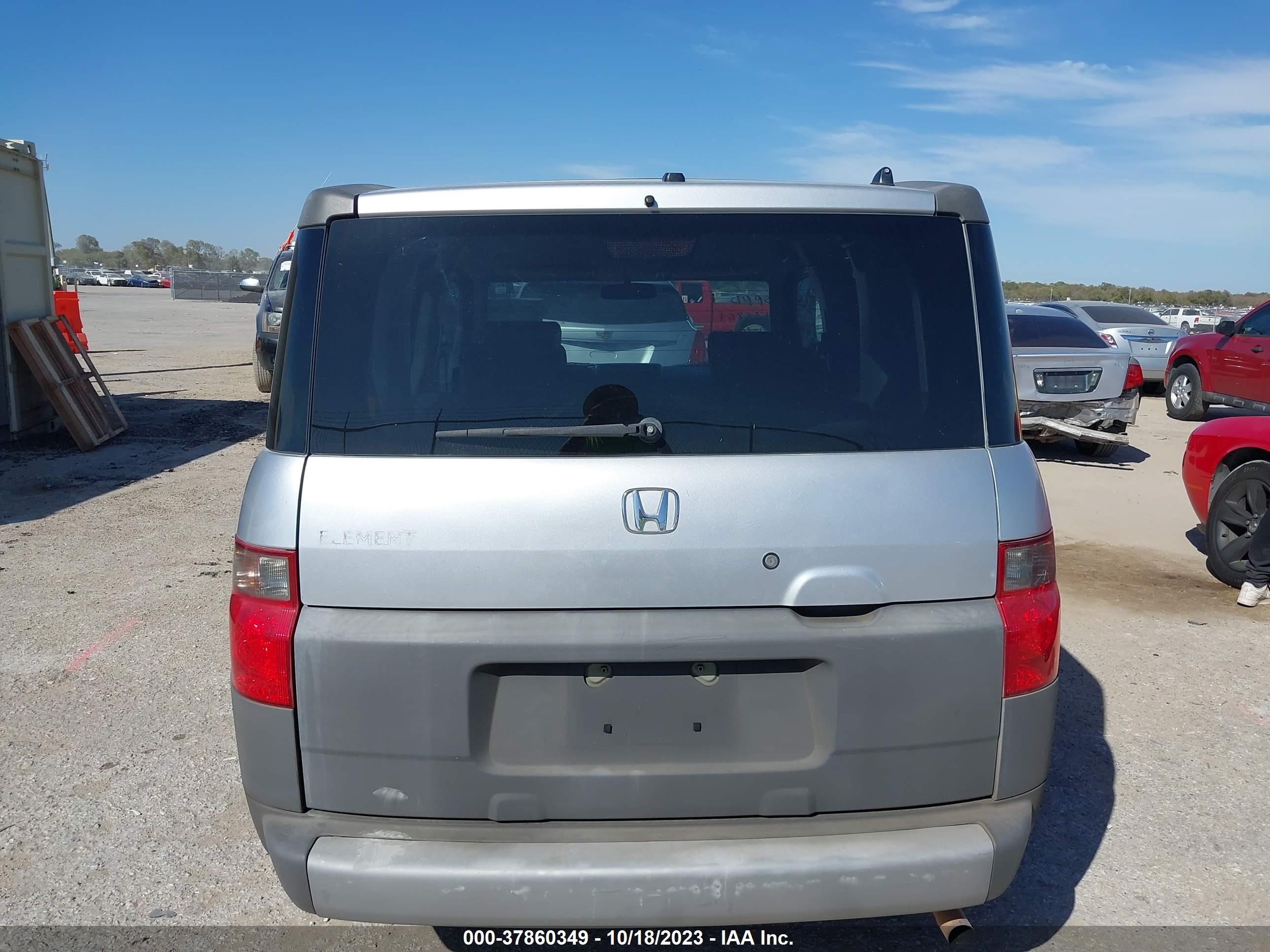 Photo 15 VIN: 5J6YH28263L005441 - HONDA ELEMENT 