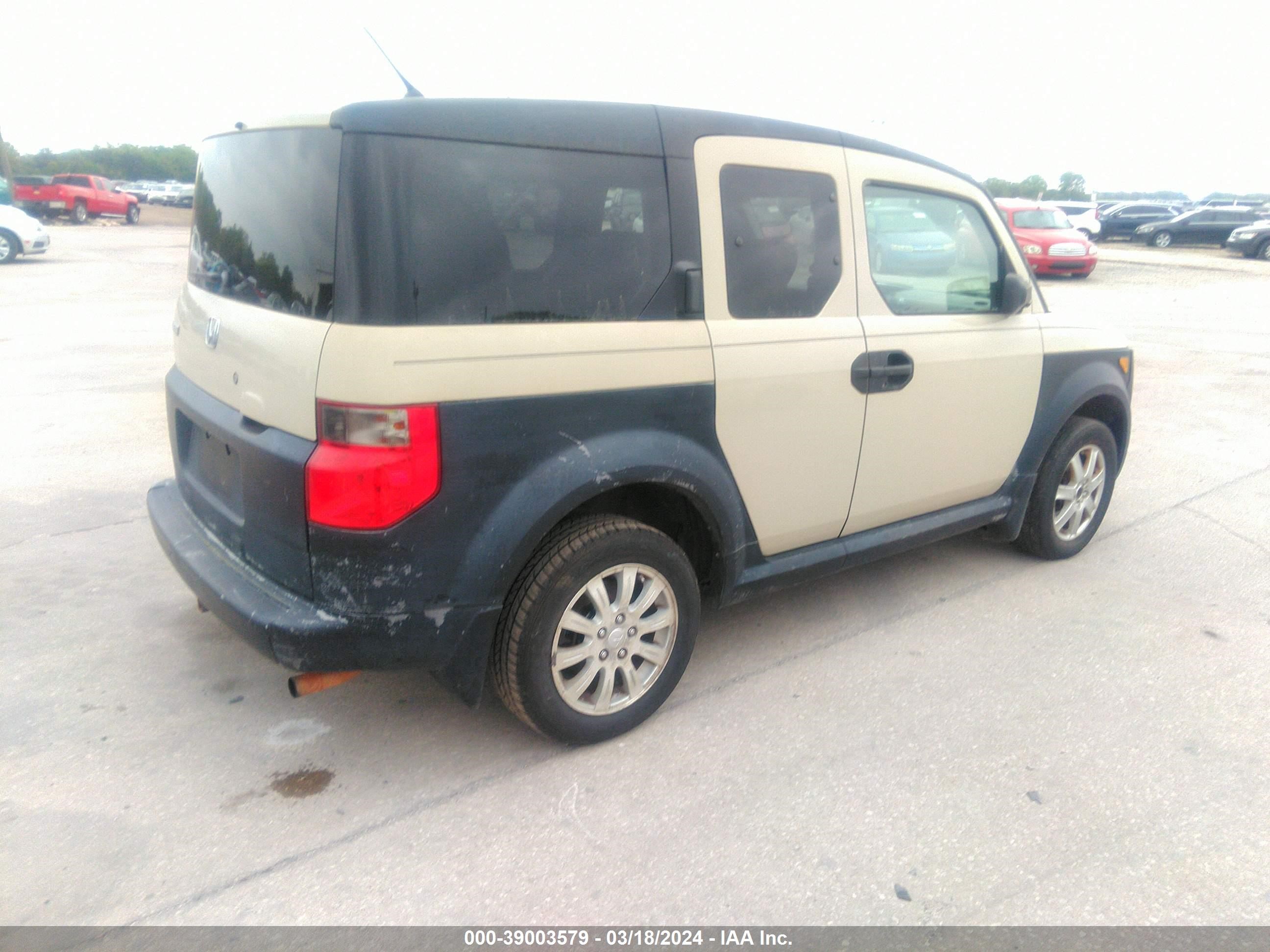 Photo 3 VIN: 5J6YH283X5L017118 - HONDA ELEMENT 