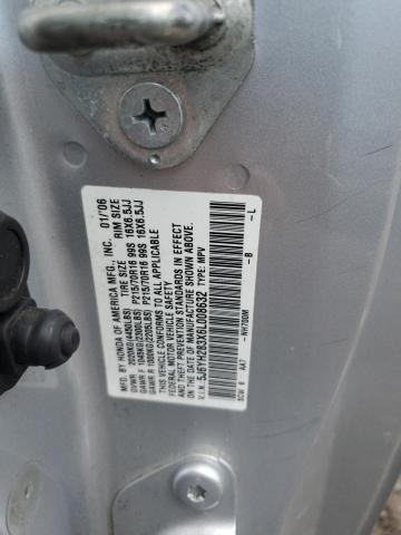 Photo 12 VIN: 5J6YH283X6L008632 - HONDA ELEMENT LX 