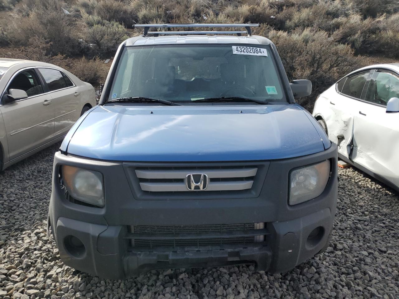 Photo 4 VIN: 5J6YH283X8L003501 - HONDA ELEMENT 