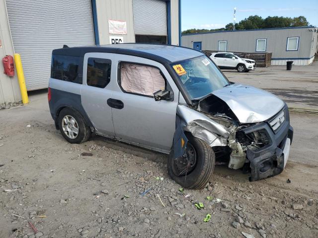 Photo 3 VIN: 5J6YH283X8L003644 - HONDA ELEMENT LX 