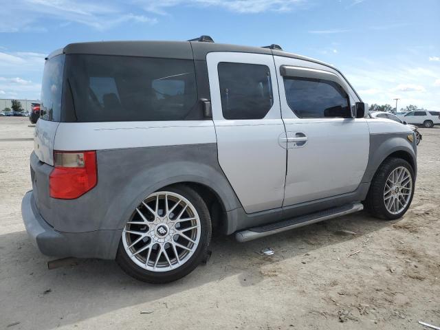 Photo 2 VIN: 5J6YH28503L003999 - HONDA ELEMENT 