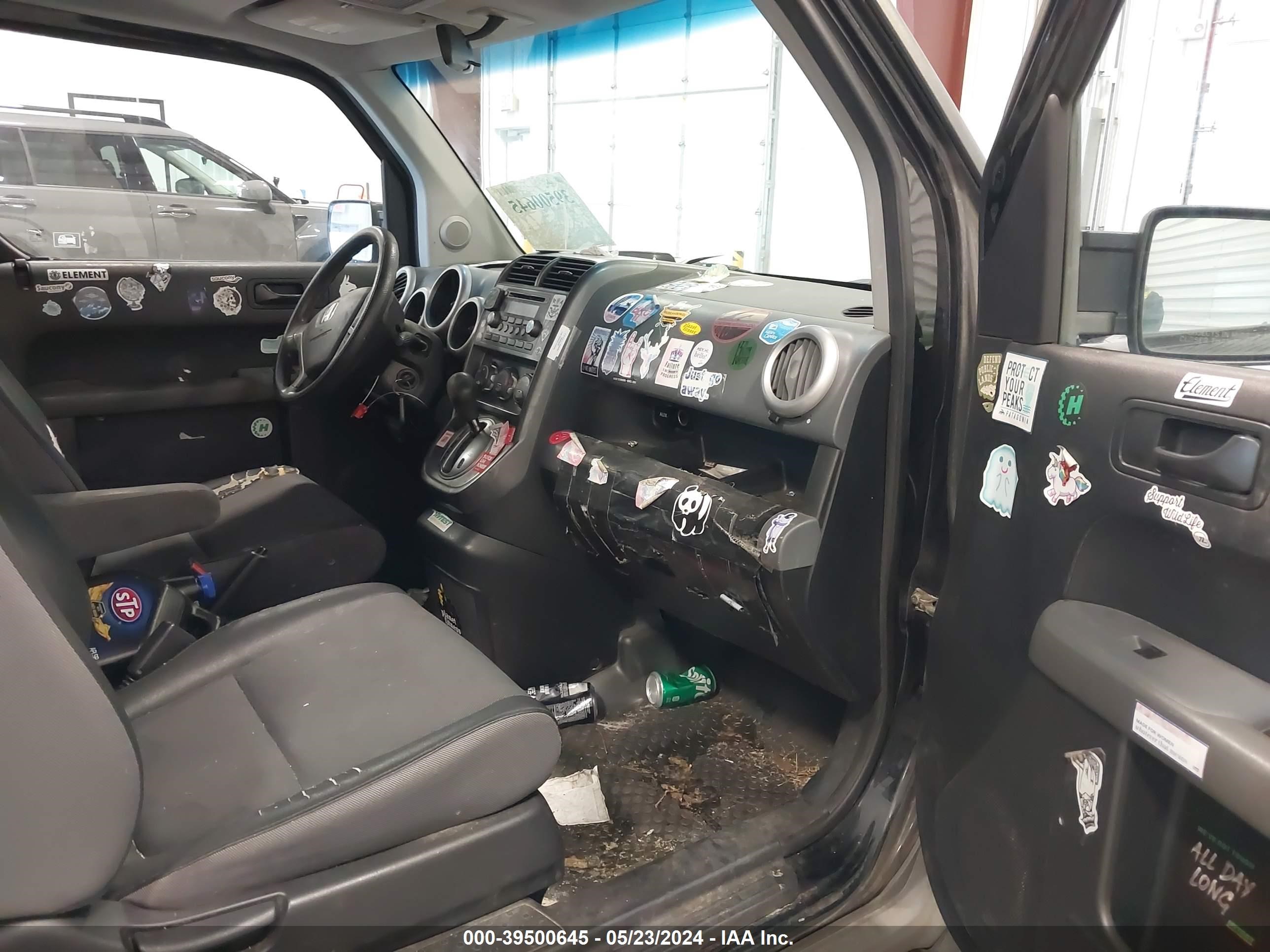 Photo 4 VIN: 5J6YH28523L002093 - HONDA ELEMENT 