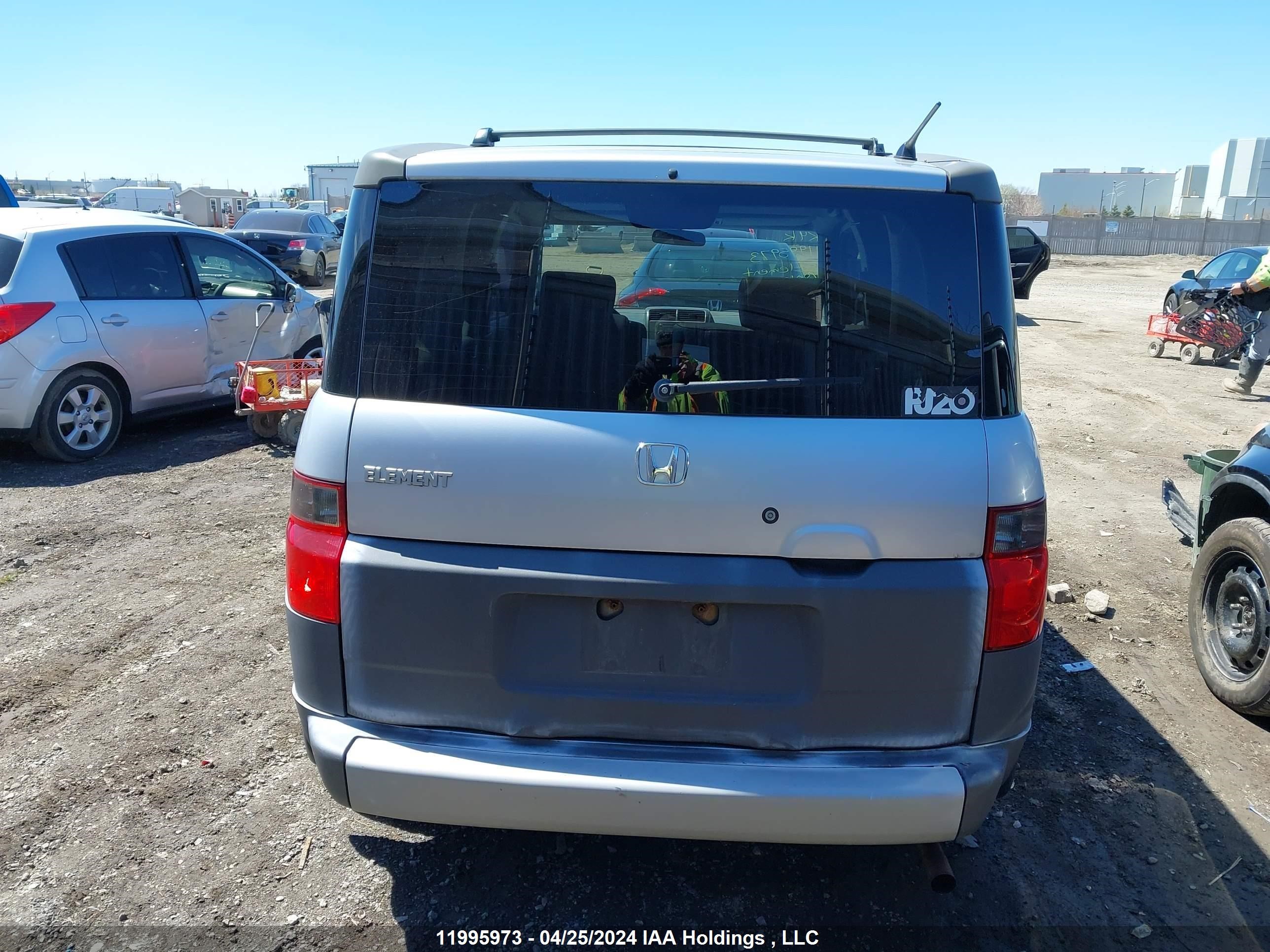 Photo 16 VIN: 5J6YH28523L801937 - HONDA ELEMENT 