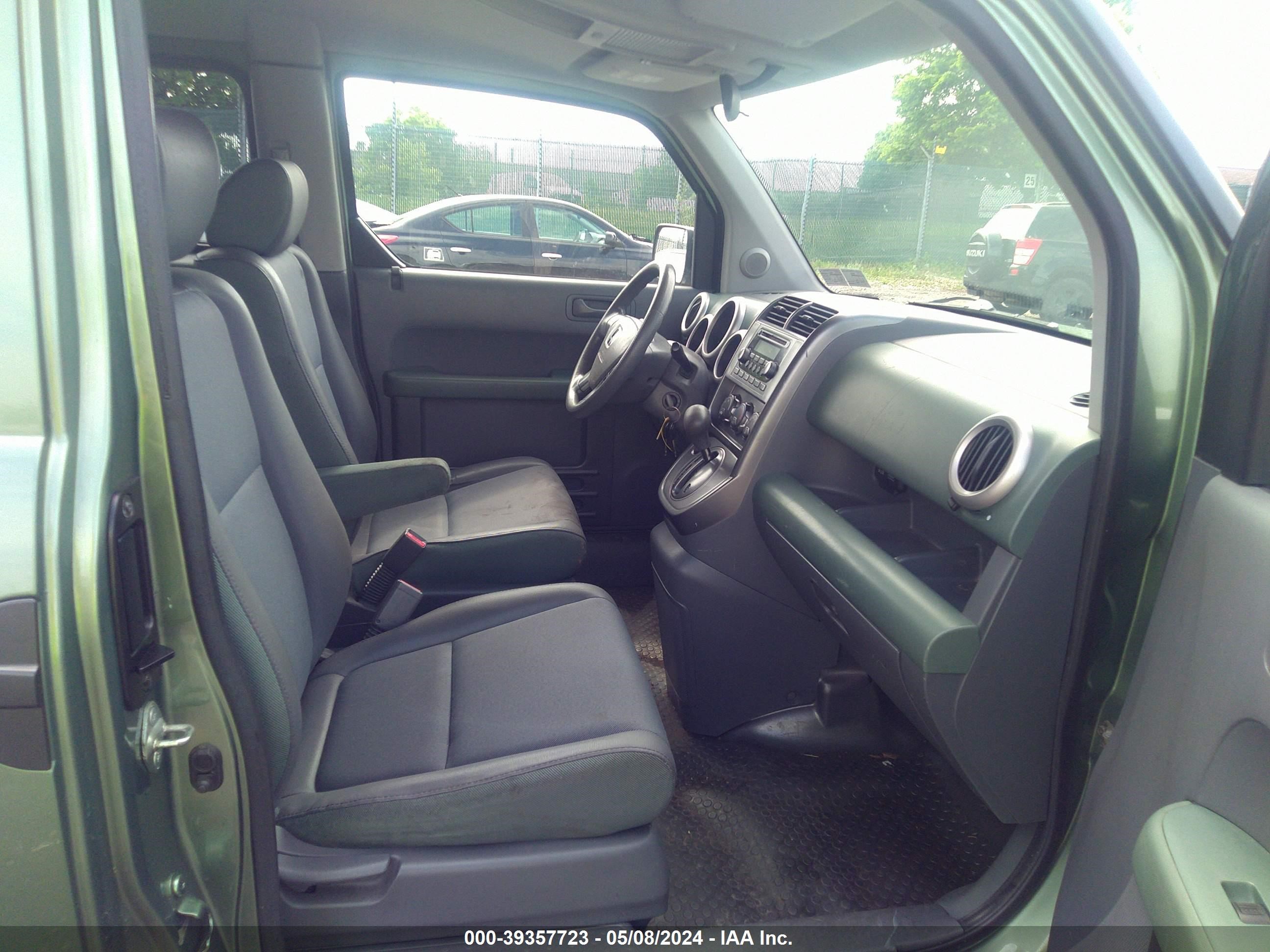 Photo 4 VIN: 5J6YH28533L053876 - HONDA ELEMENT 