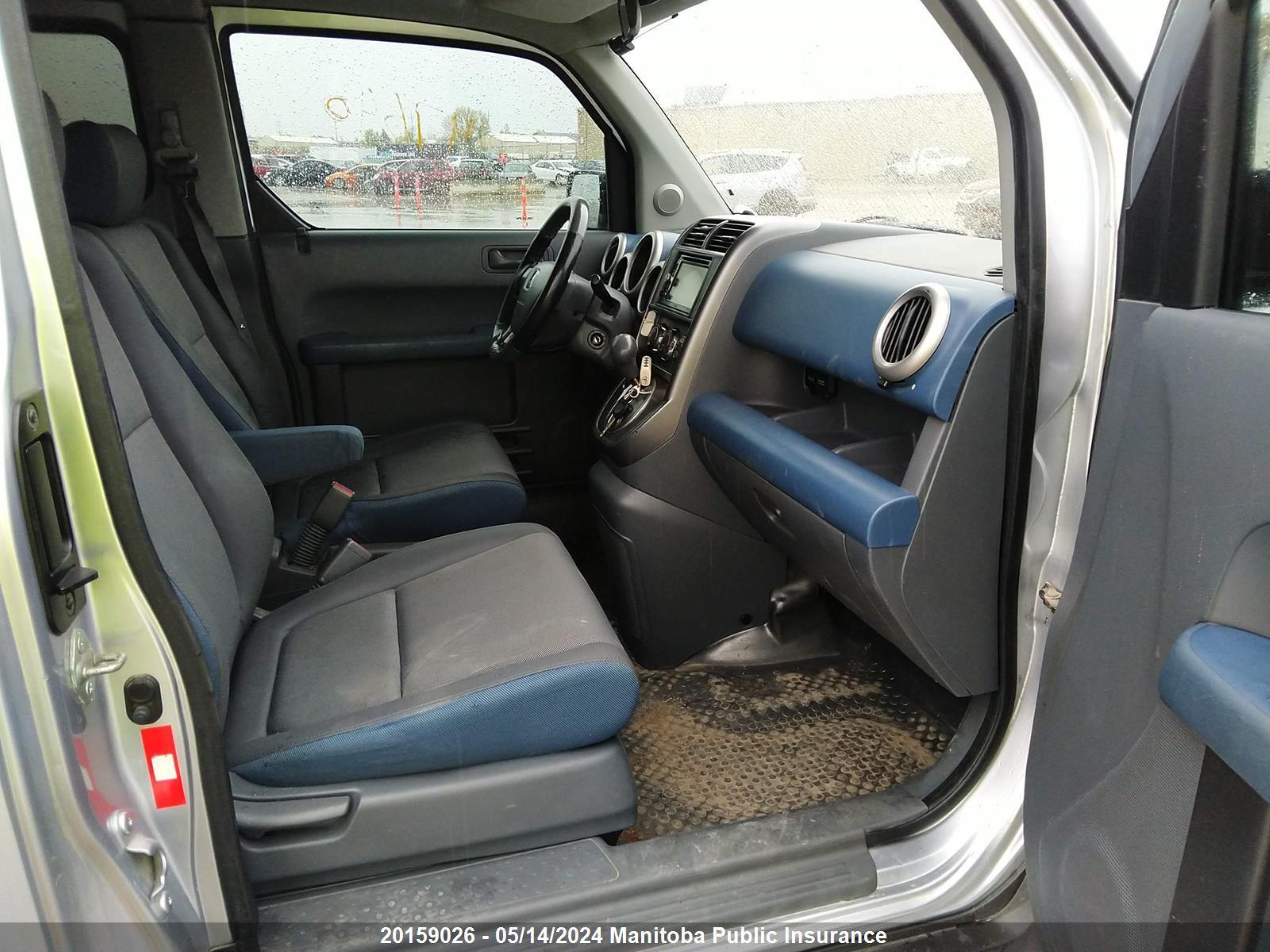 Photo 4 VIN: 5J6YH28533L800537 - HONDA ELEMENT 