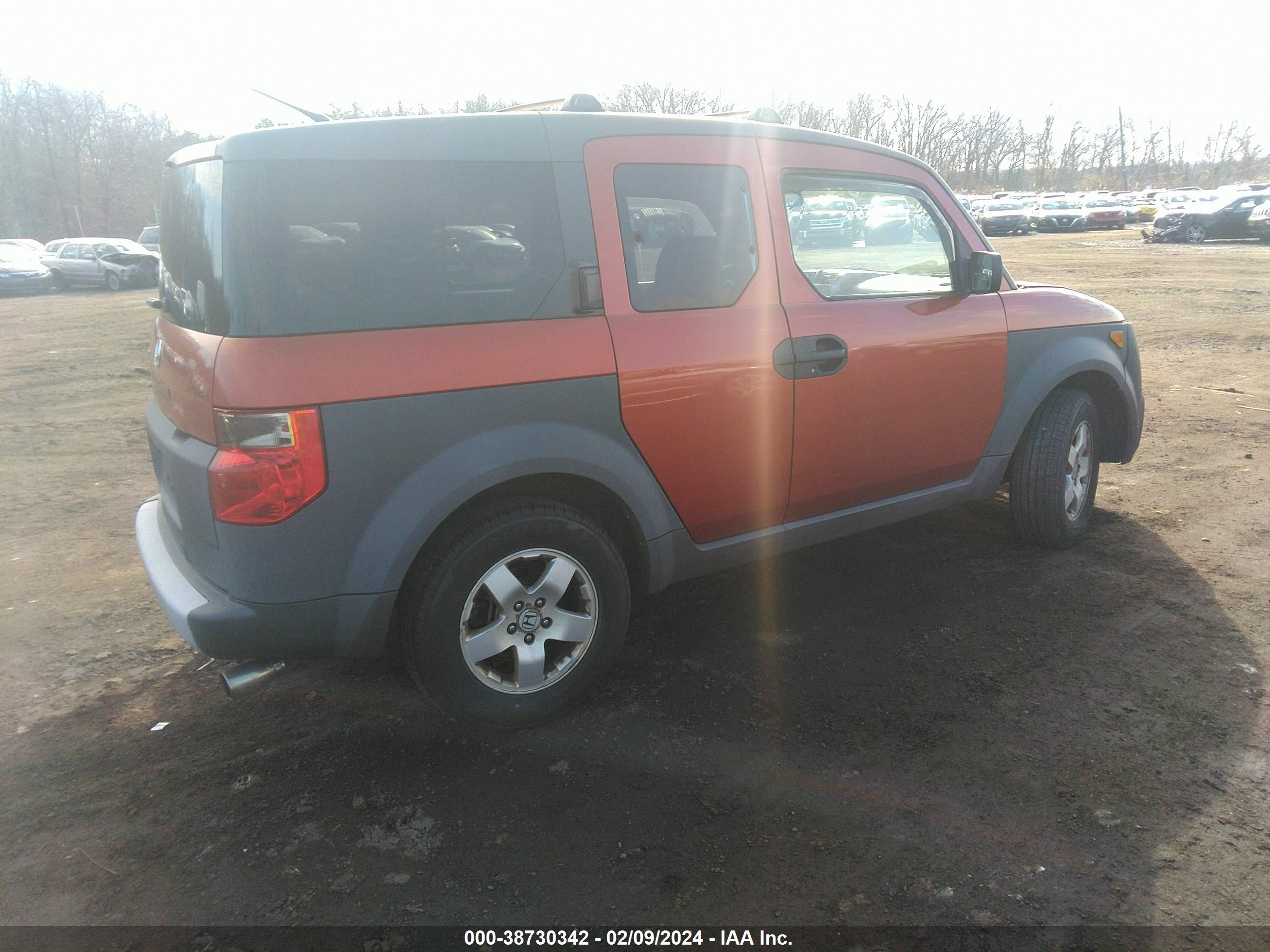 Photo 3 VIN: 5J6YH28543L023253 - HONDA ELEMENT 