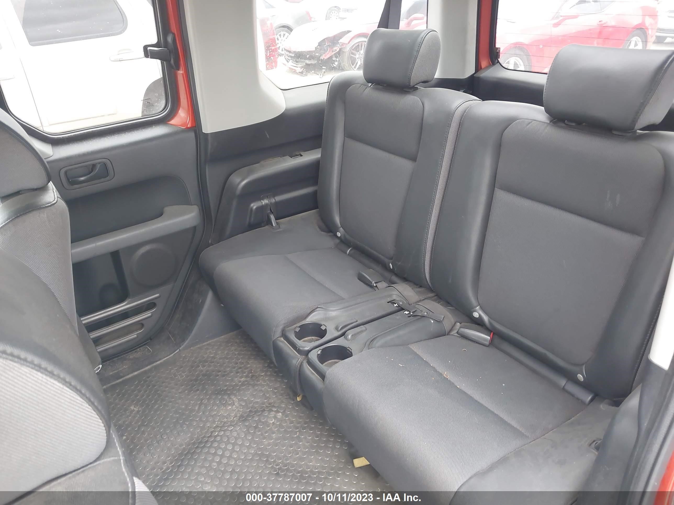 Photo 7 VIN: 5J6YH28543L046273 - HONDA ELEMENT 