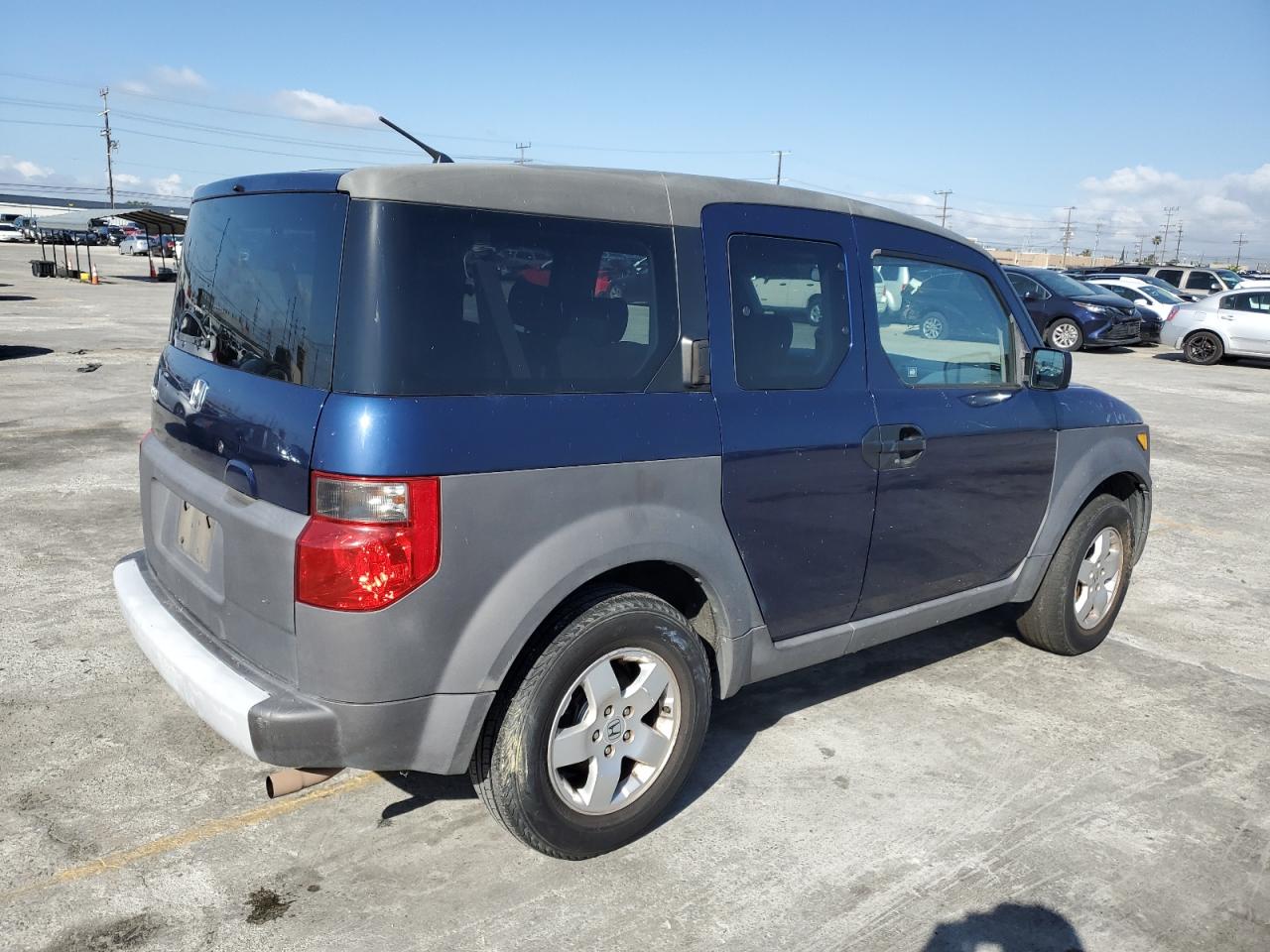 Photo 2 VIN: 5J6YH28553L043558 - HONDA ELEMENT 