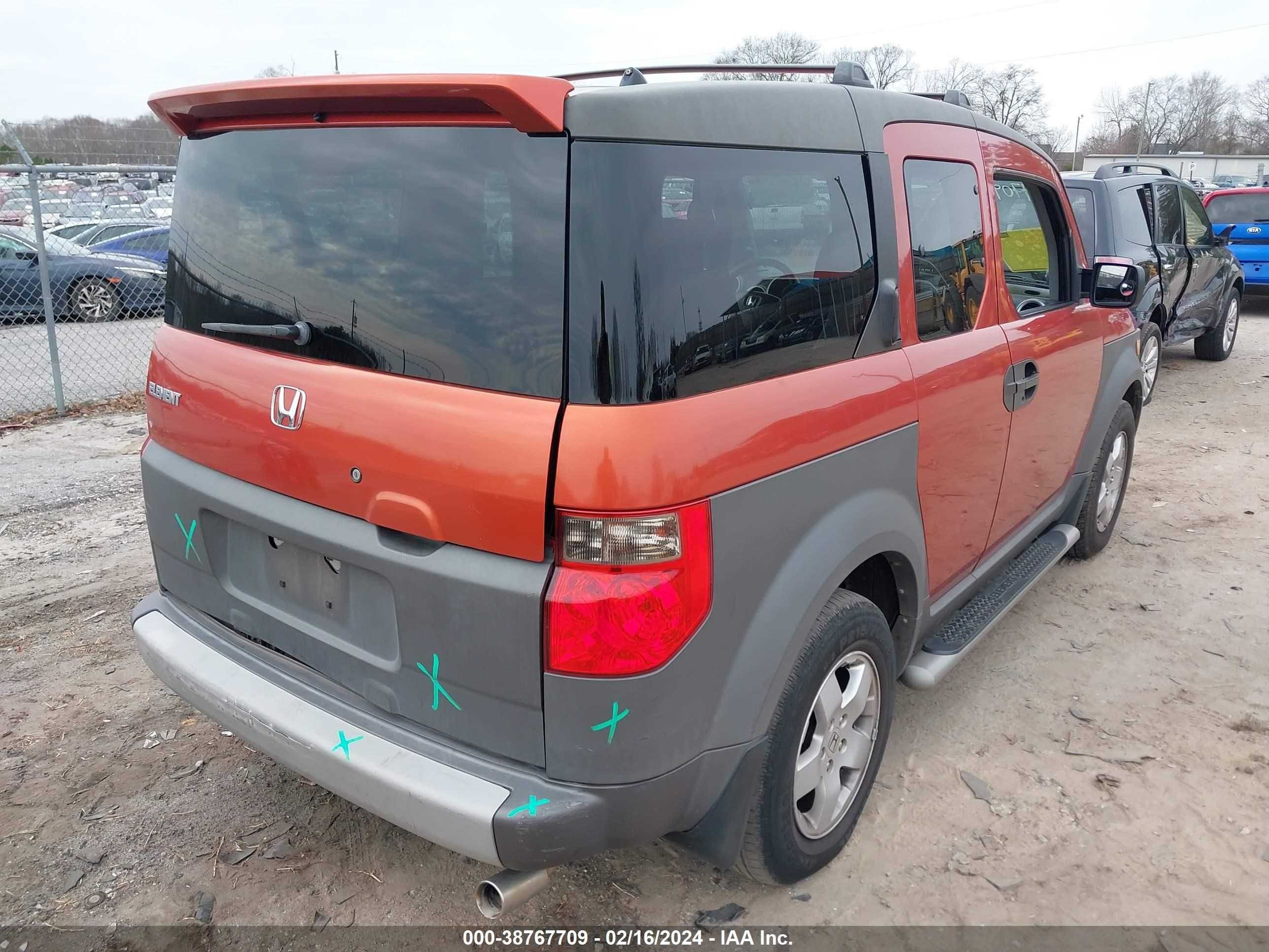 Photo 3 VIN: 5J6YH28564L010313 - HONDA ELEMENT 