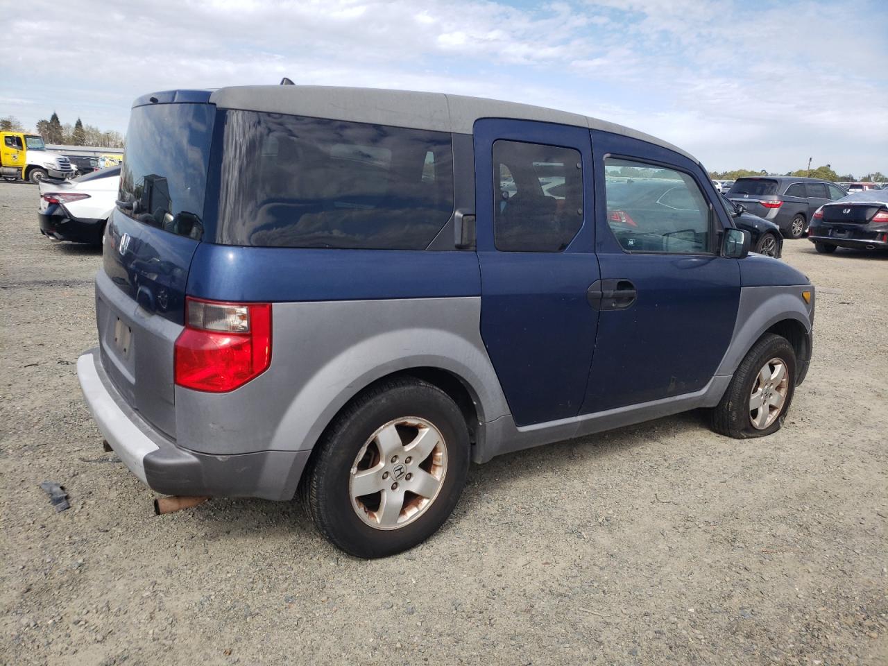 Photo 2 VIN: 5J6YH28573L015986 - HONDA ELEMENT 