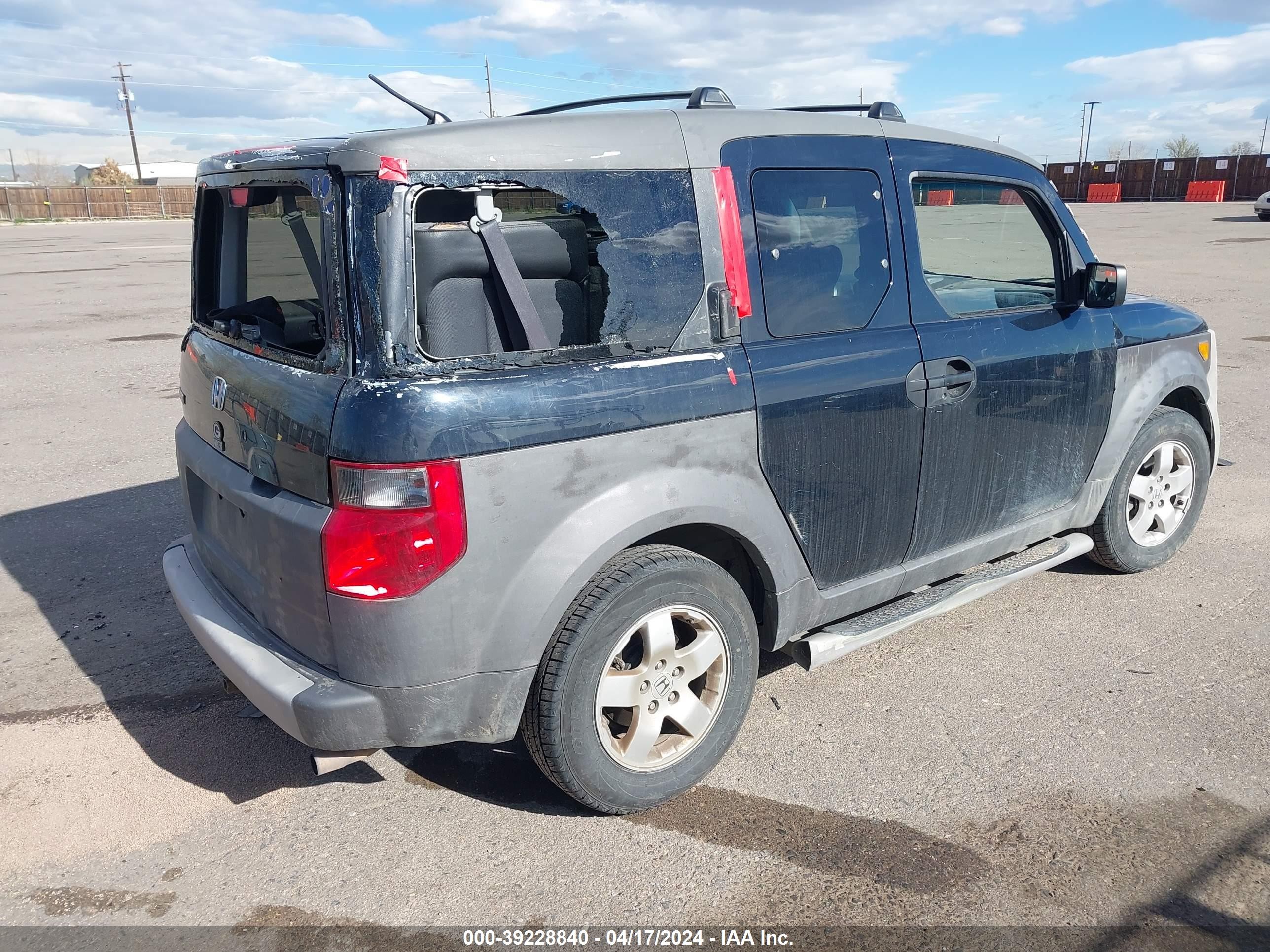 Photo 3 VIN: 5J6YH28574L030294 - HONDA ELEMENT 