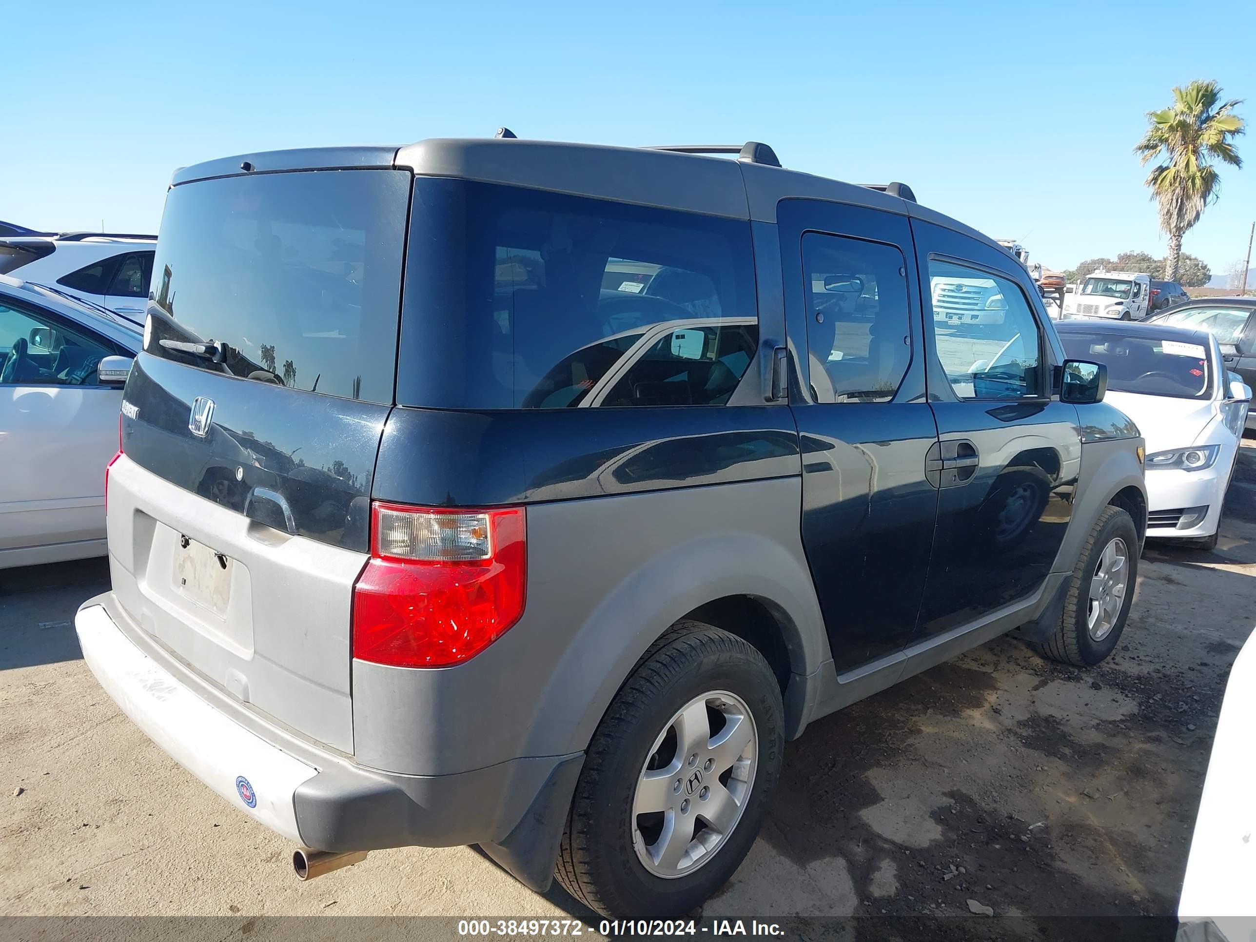 Photo 3 VIN: 5J6YH28583L021408 - HONDA ELEMENT 