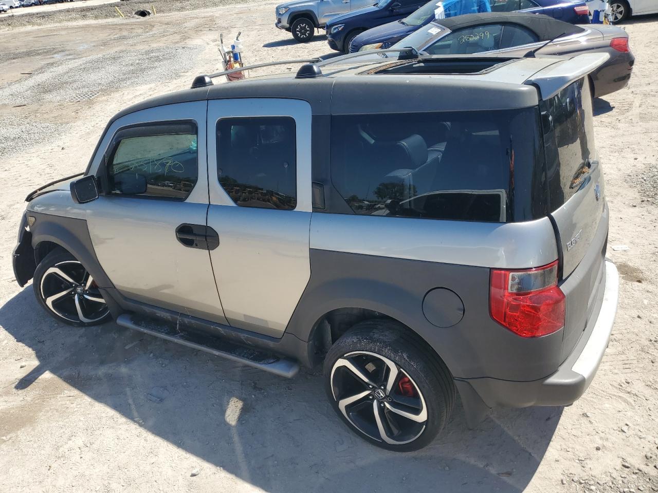 Photo 1 VIN: 5J6YH285X3L019448 - HONDA ELEMENT 