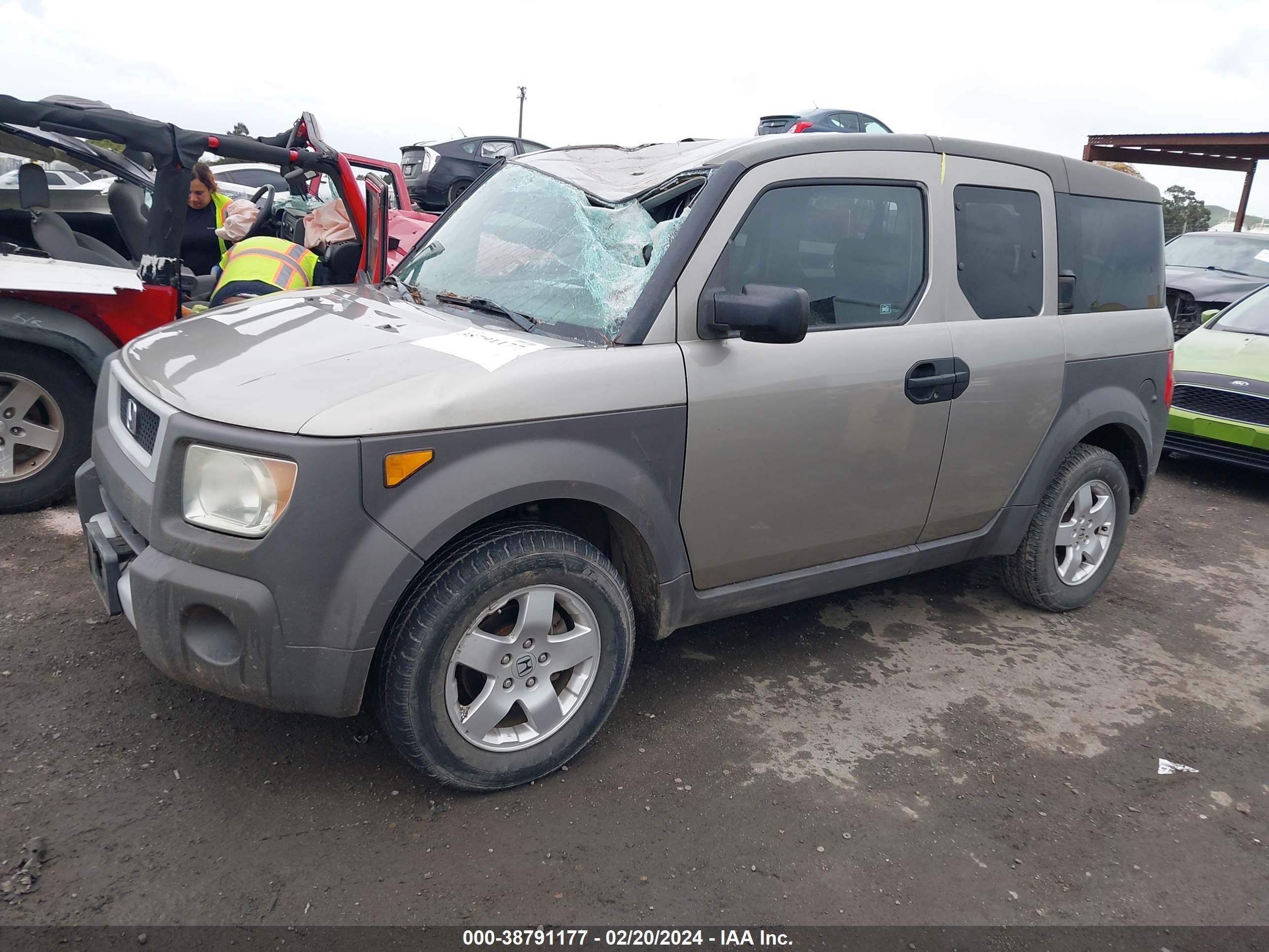 Photo 1 VIN: 5J6YH285X3L041515 - HONDA ELEMENT 