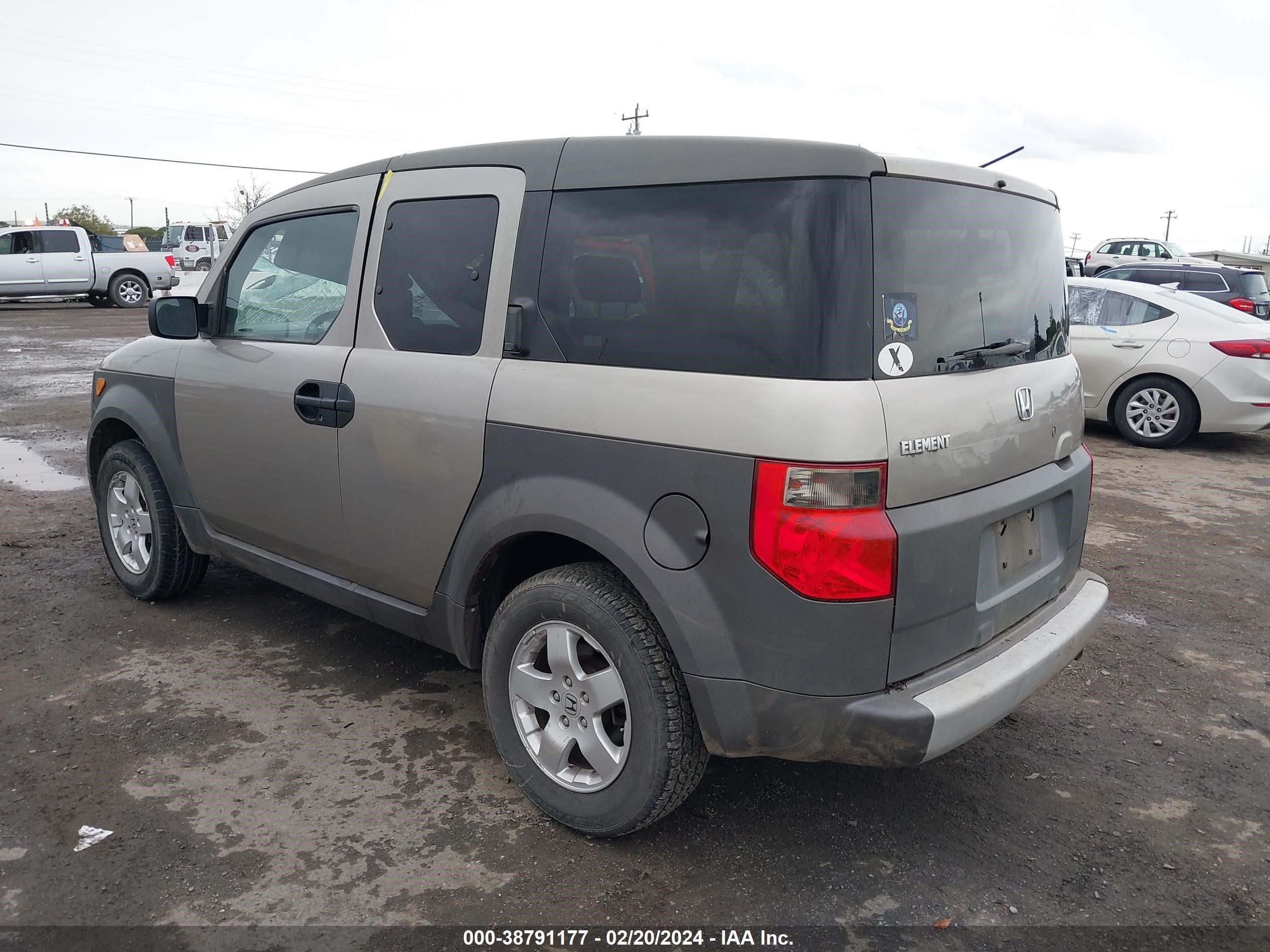 Photo 2 VIN: 5J6YH285X3L041515 - HONDA ELEMENT 