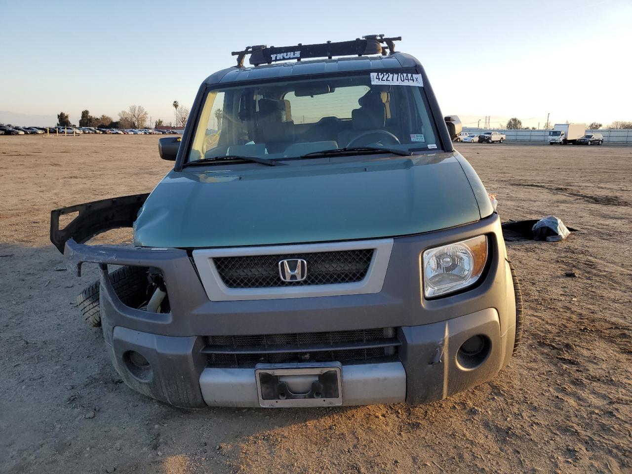 Photo 4 VIN: 5J6YH28625L003790 - HONDA ELEMENT 